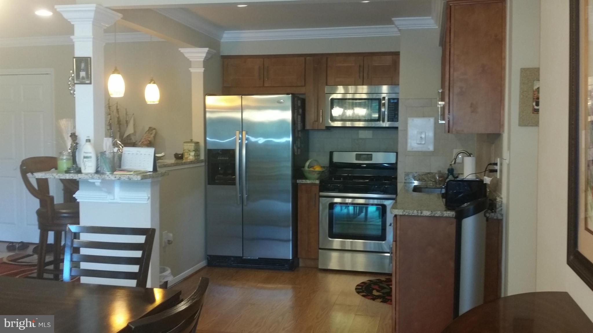 IVYMOUNT COURT - Residential