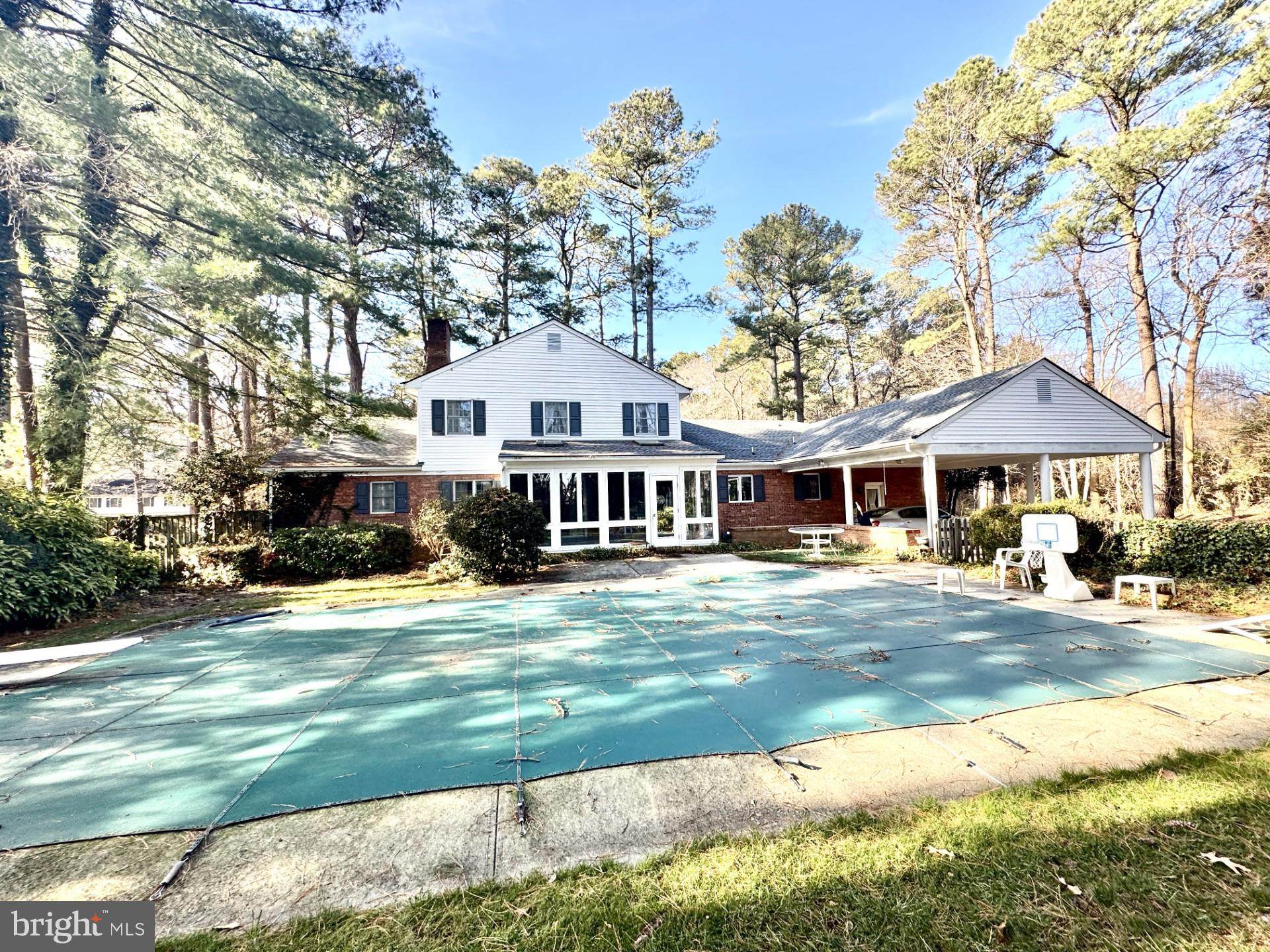 5485 SAINT ANDREWS DRIVE