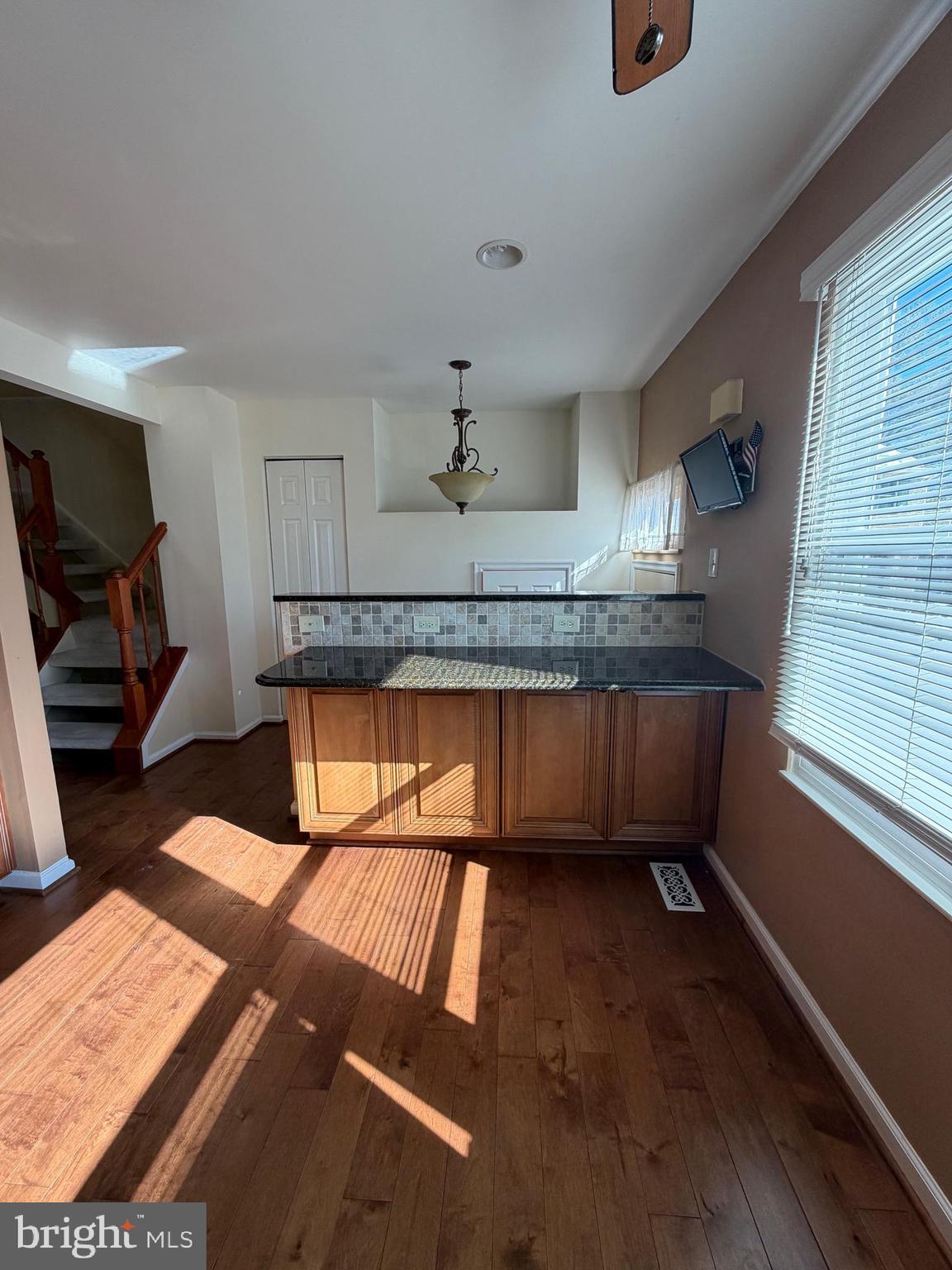 302 TWISTED STALK DRIVE