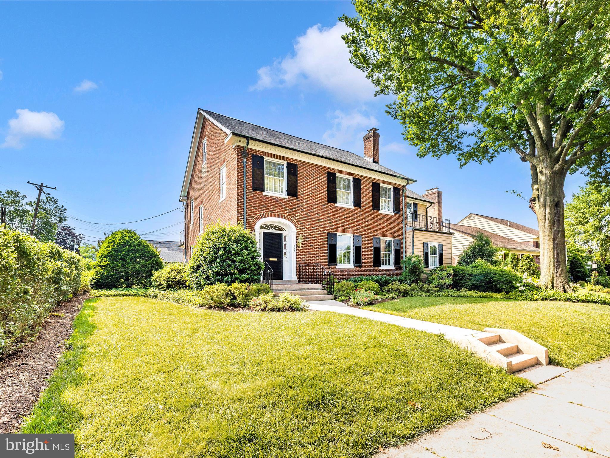 332 MAGNOLIA AVENUE