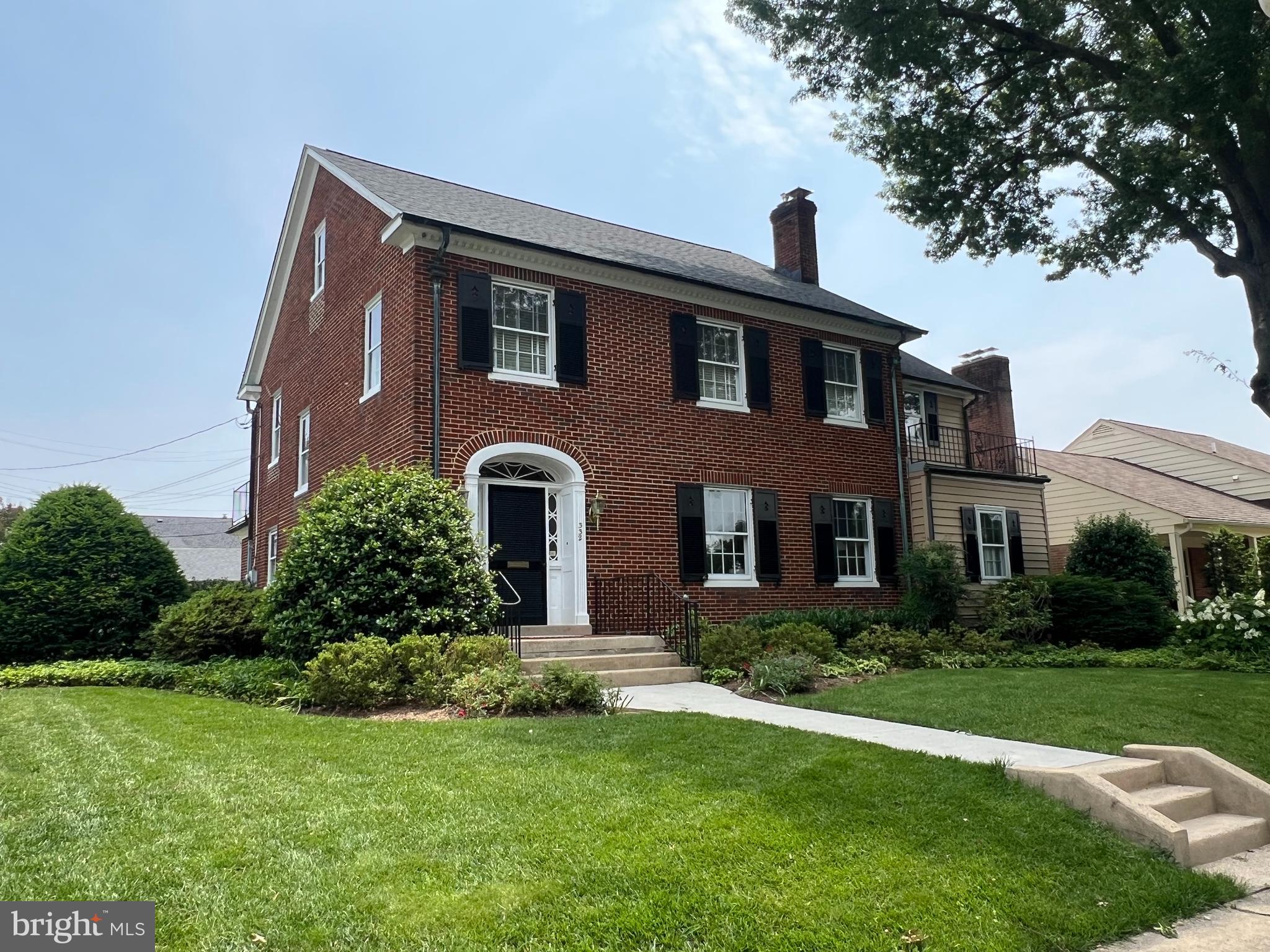 332 MAGNOLIA AVENUE