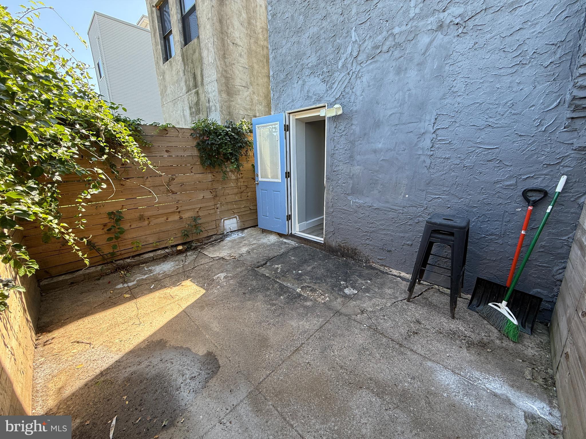 GRAYS FERRY - Residential