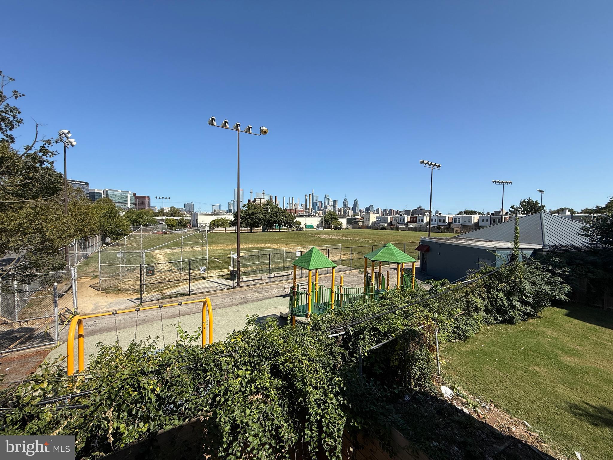 GRAYS FERRY - Residential