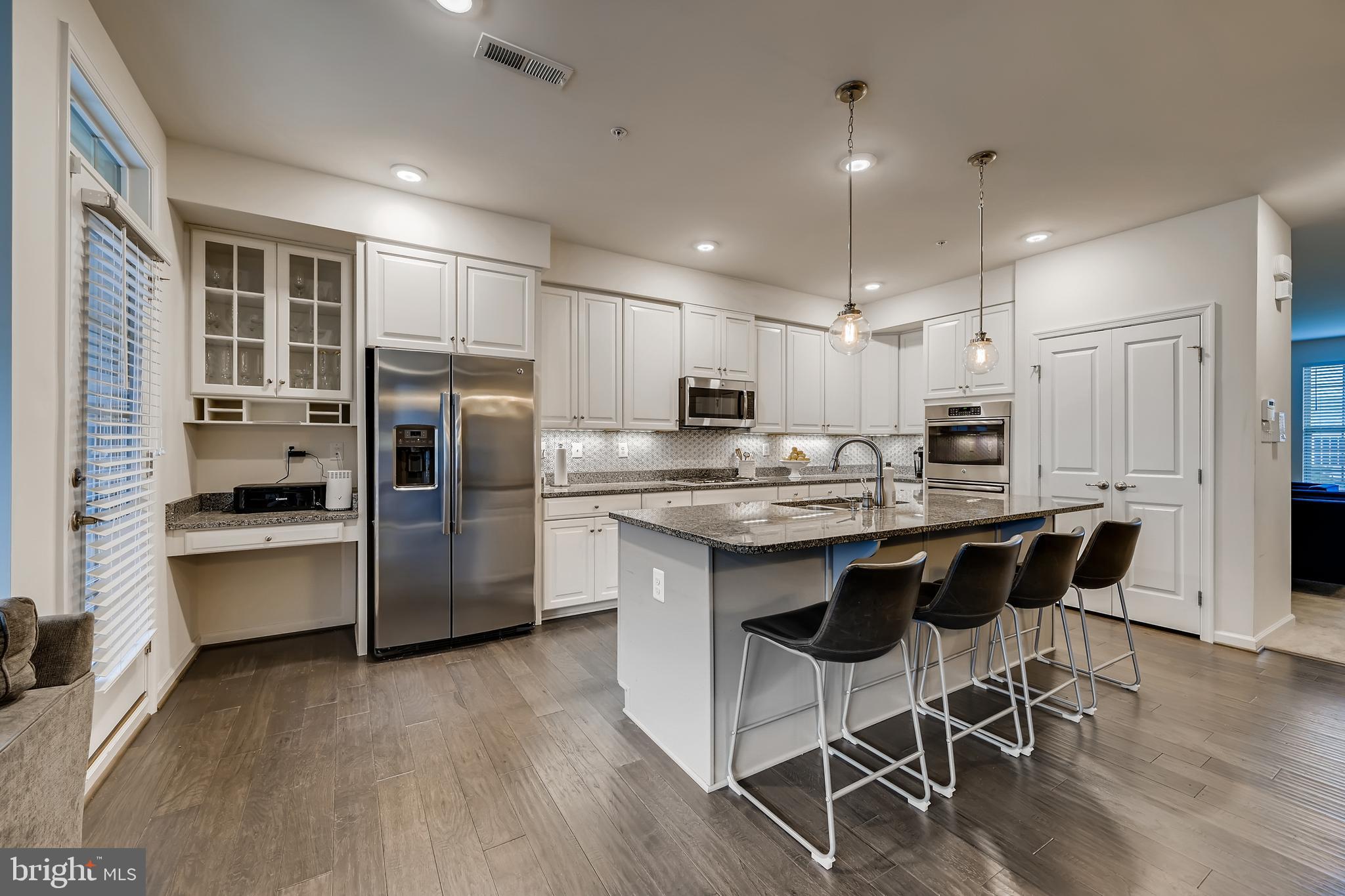 PINEY ORCHARD - Residential