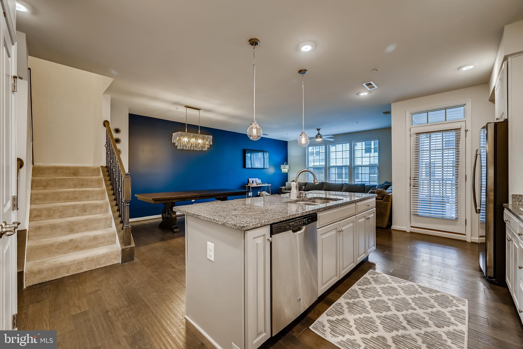 PINEY ORCHARD - Residential