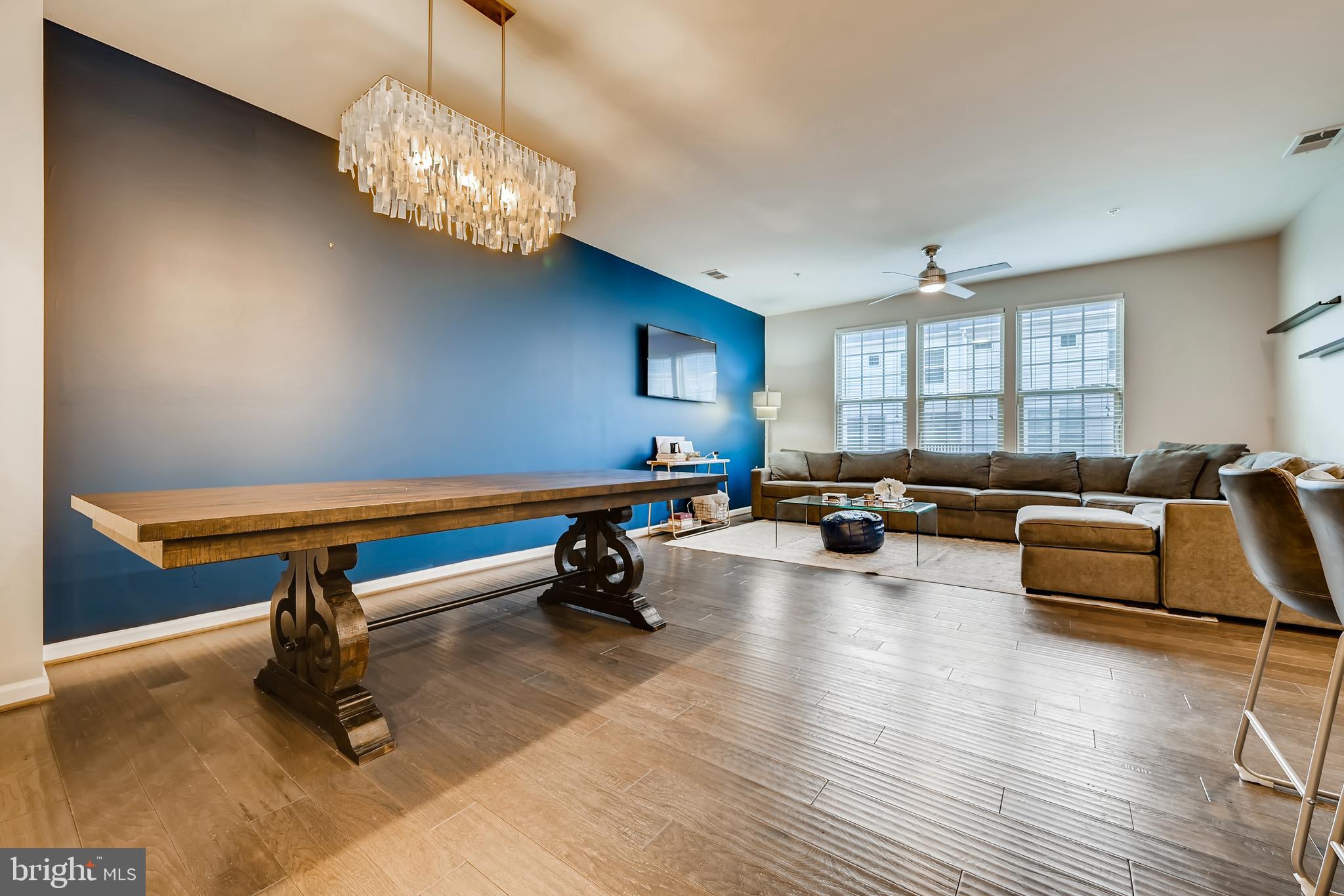 PINEY ORCHARD - Residential