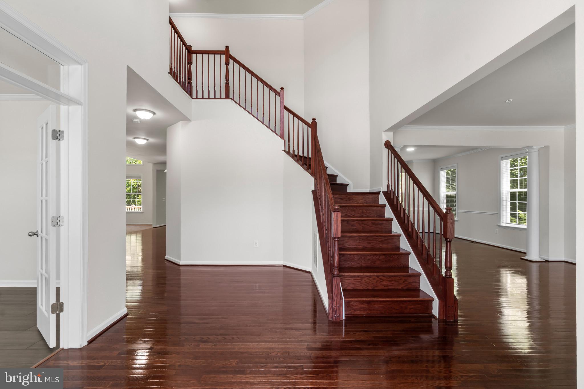 9613 MANOR OAKS VIEW