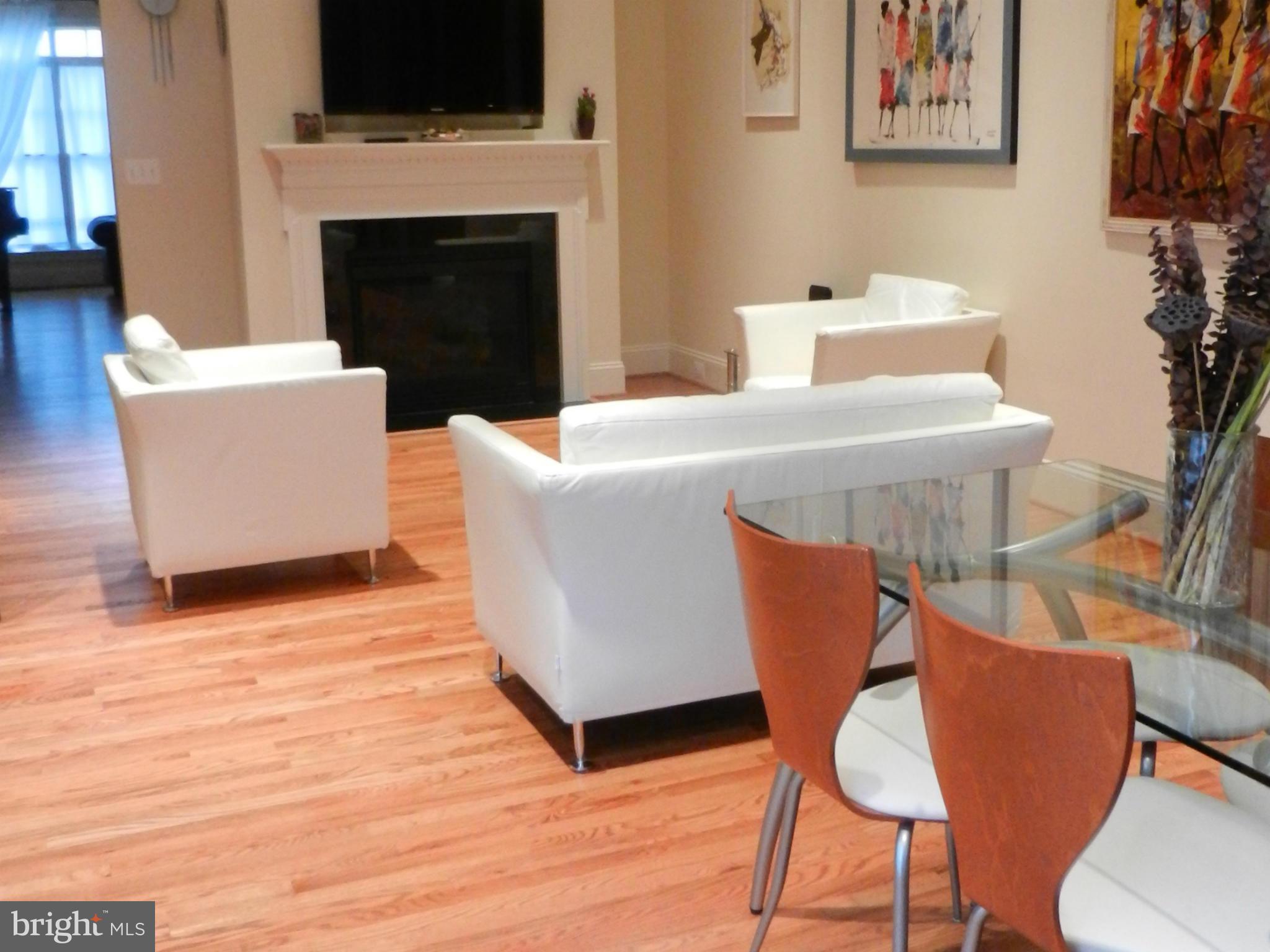 STOCKWELL MANOR - Residential Lease