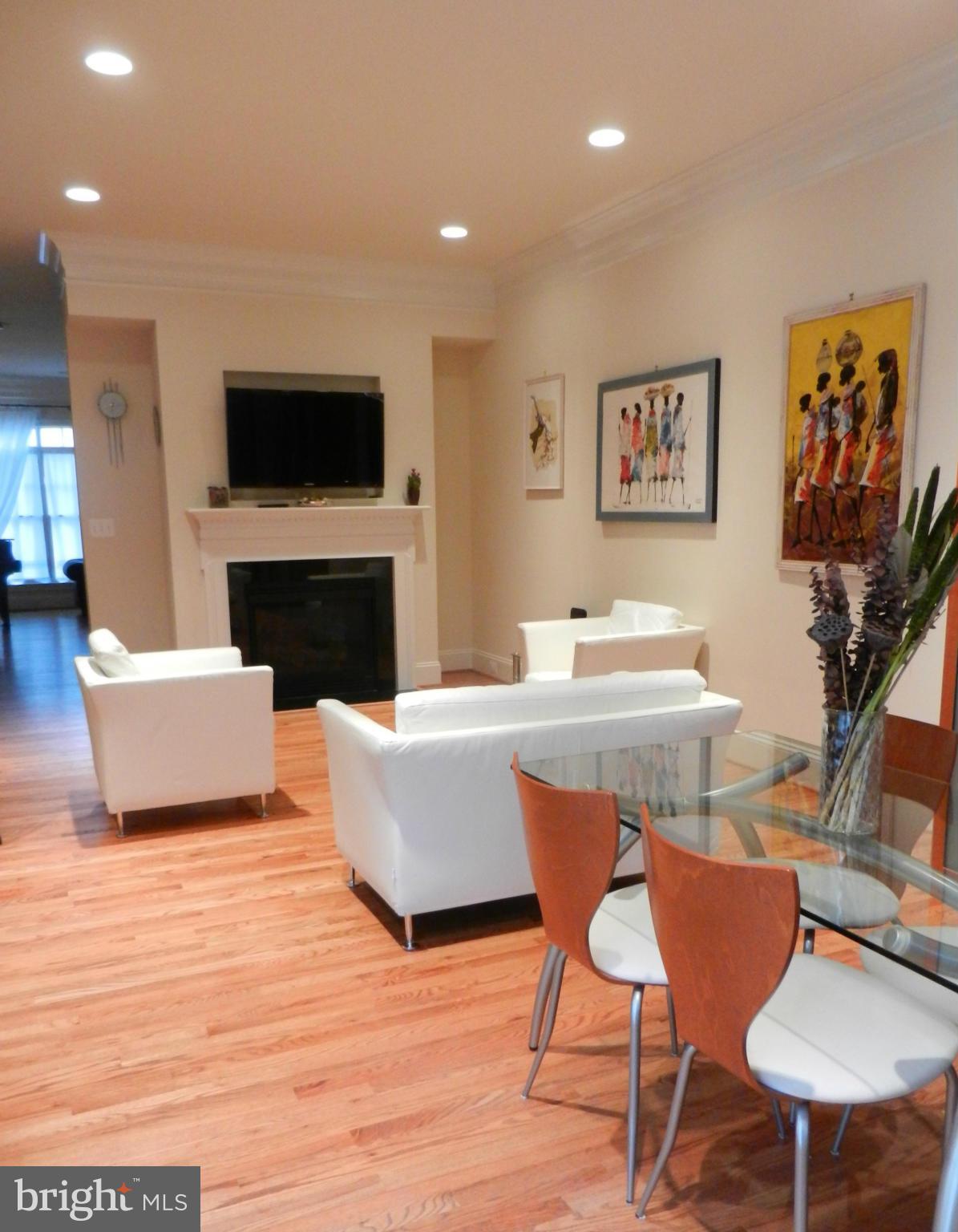 STOCKWELL MANOR - Residential Lease