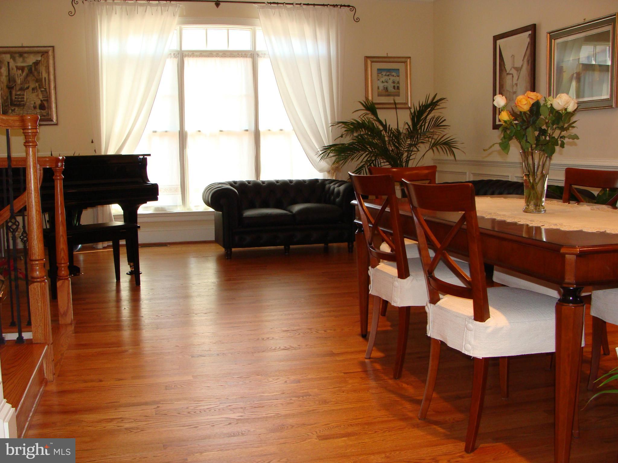 STOCKWELL MANOR - Residential Lease