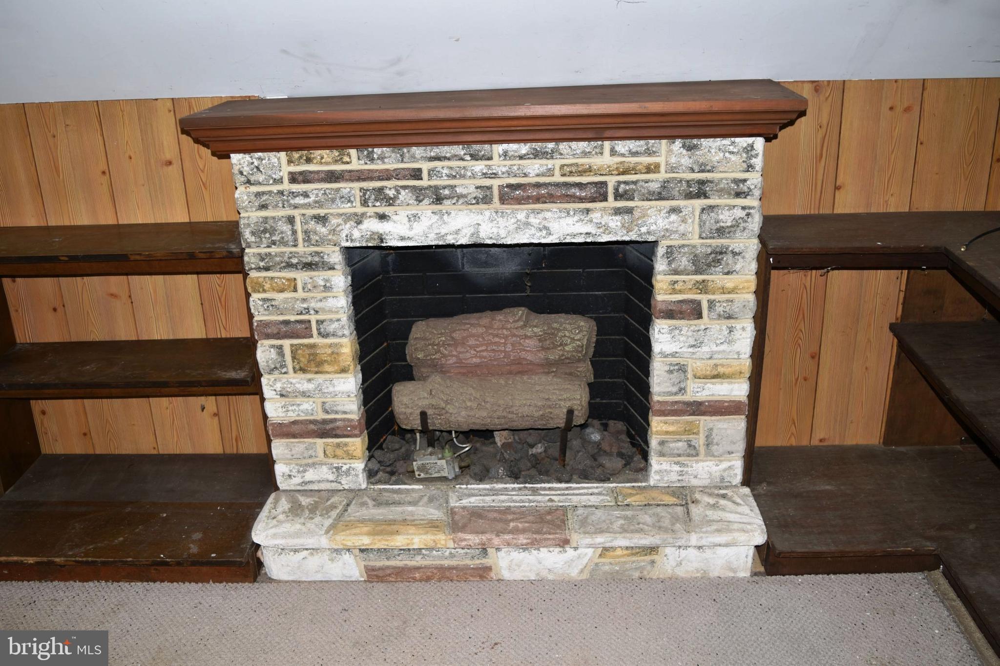 1720 GRAFTON SHOP ROAD