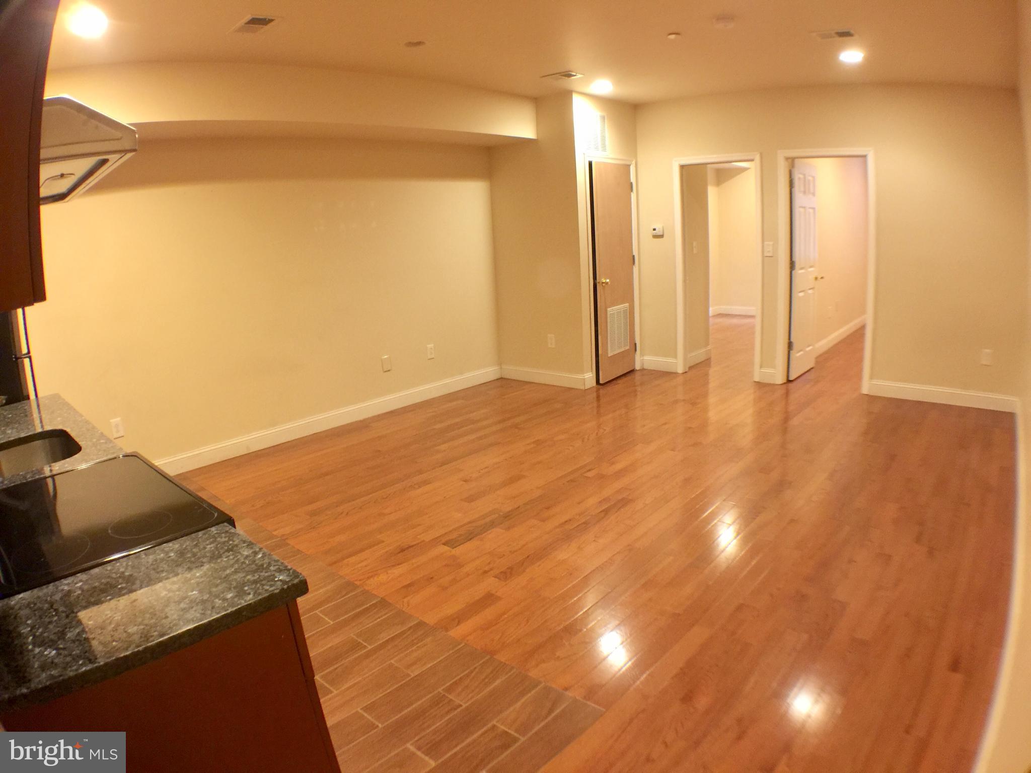 CHINATOWN - Residential Lease