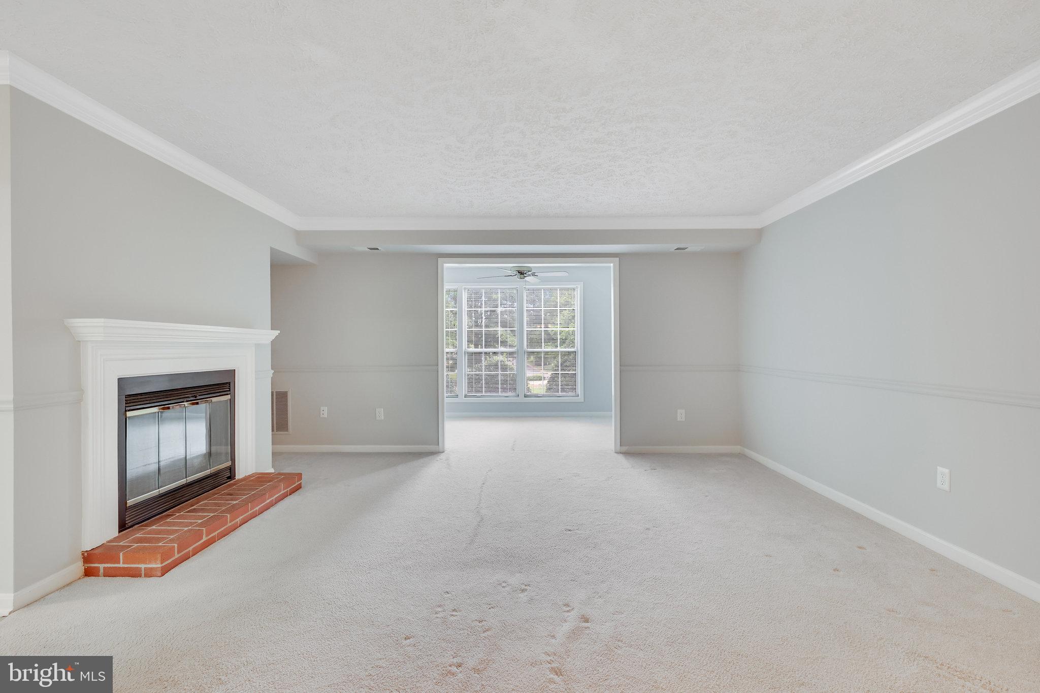 THE OAKTON - Residential