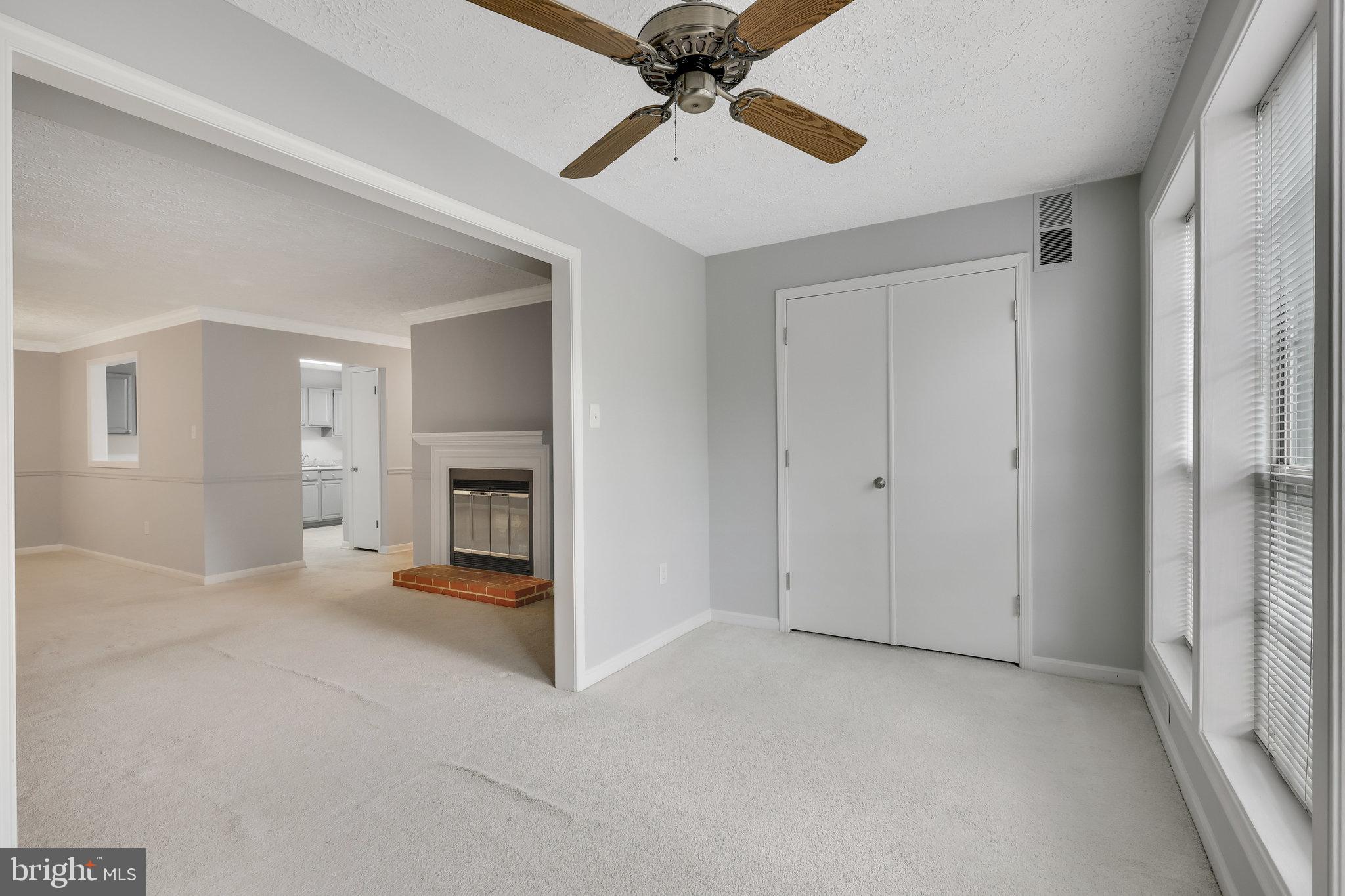 THE OAKTON - Residential