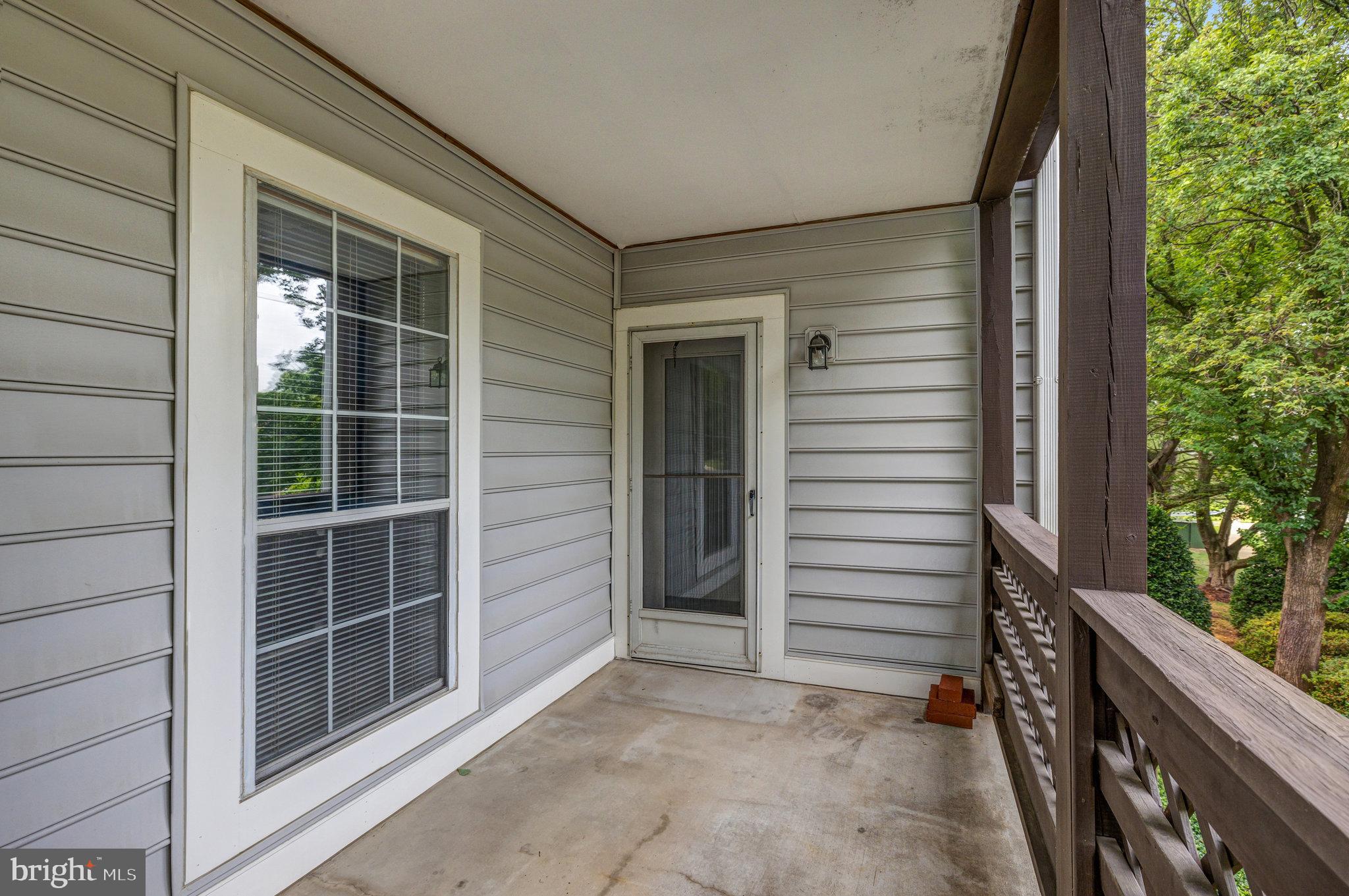 THE OAKTON - Residential