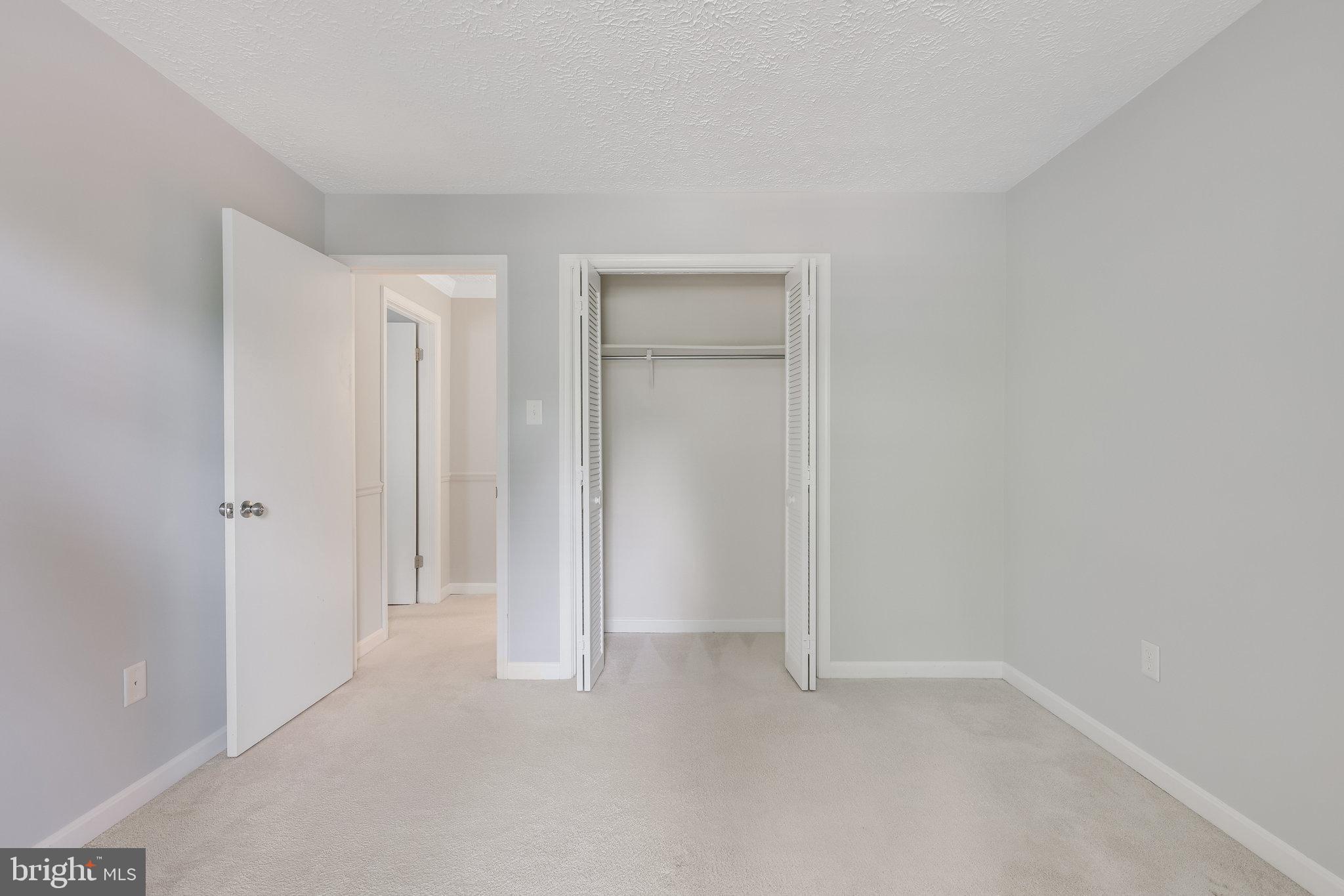 THE OAKTON - Residential