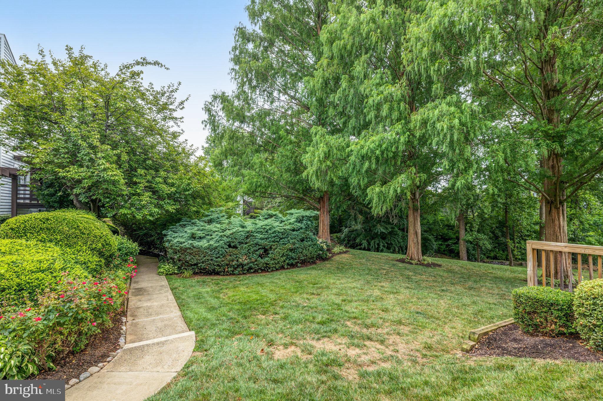 THE OAKTON - Residential