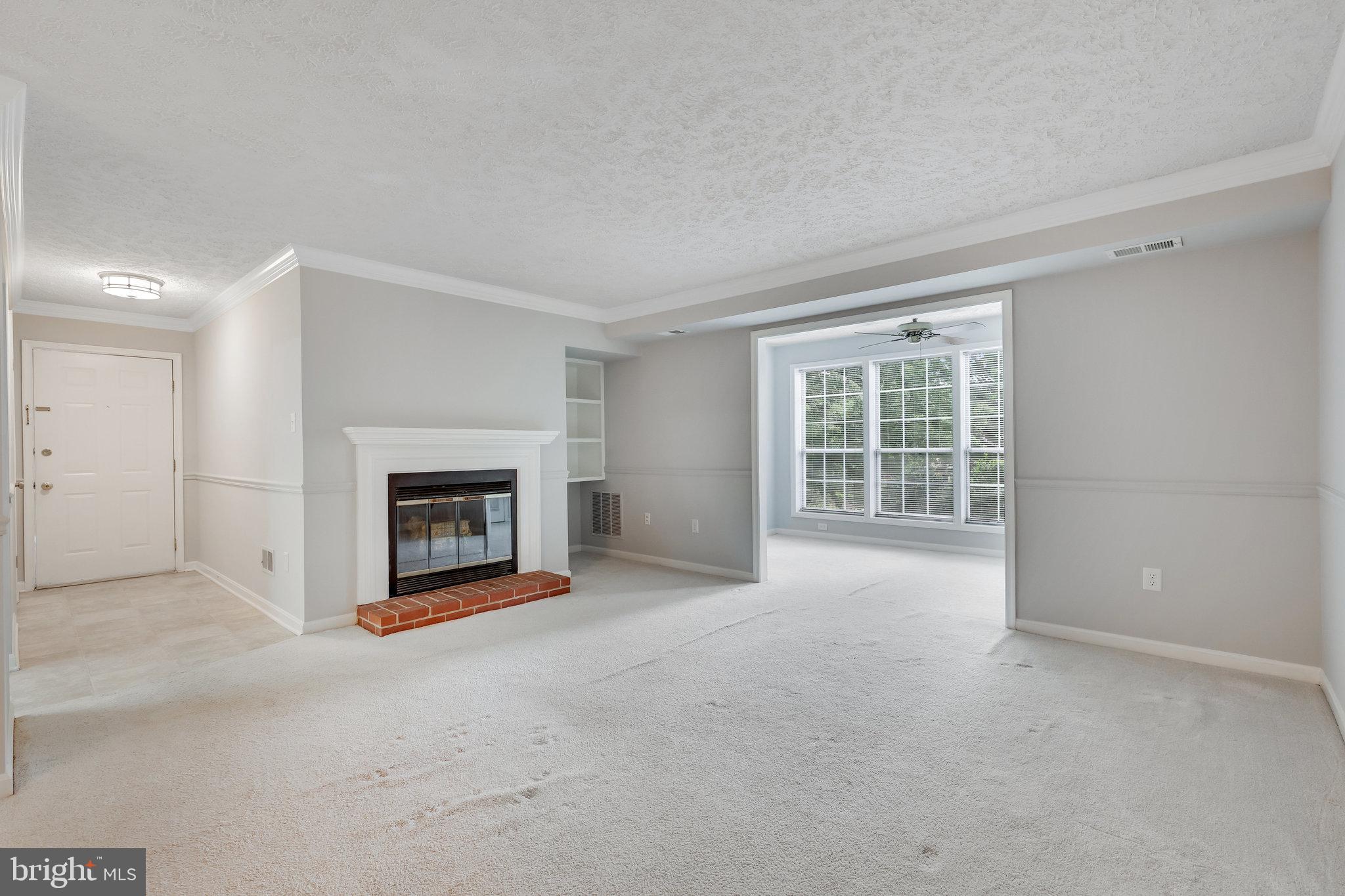 THE OAKTON - Residential