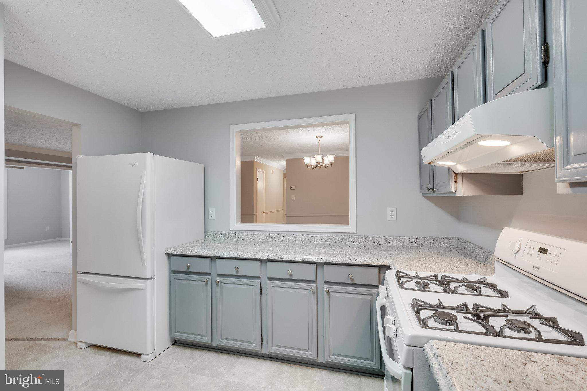 THE OAKTON - Residential