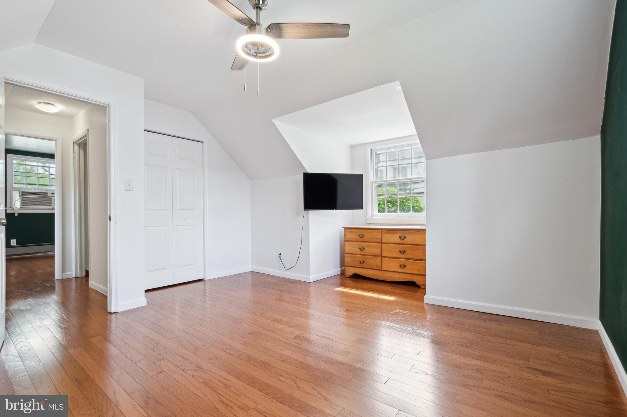 MOUNT WASHINGTON - Residential