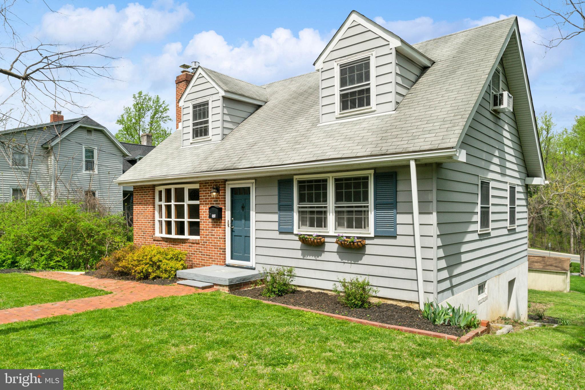 MOUNT WASHINGTON - Residential