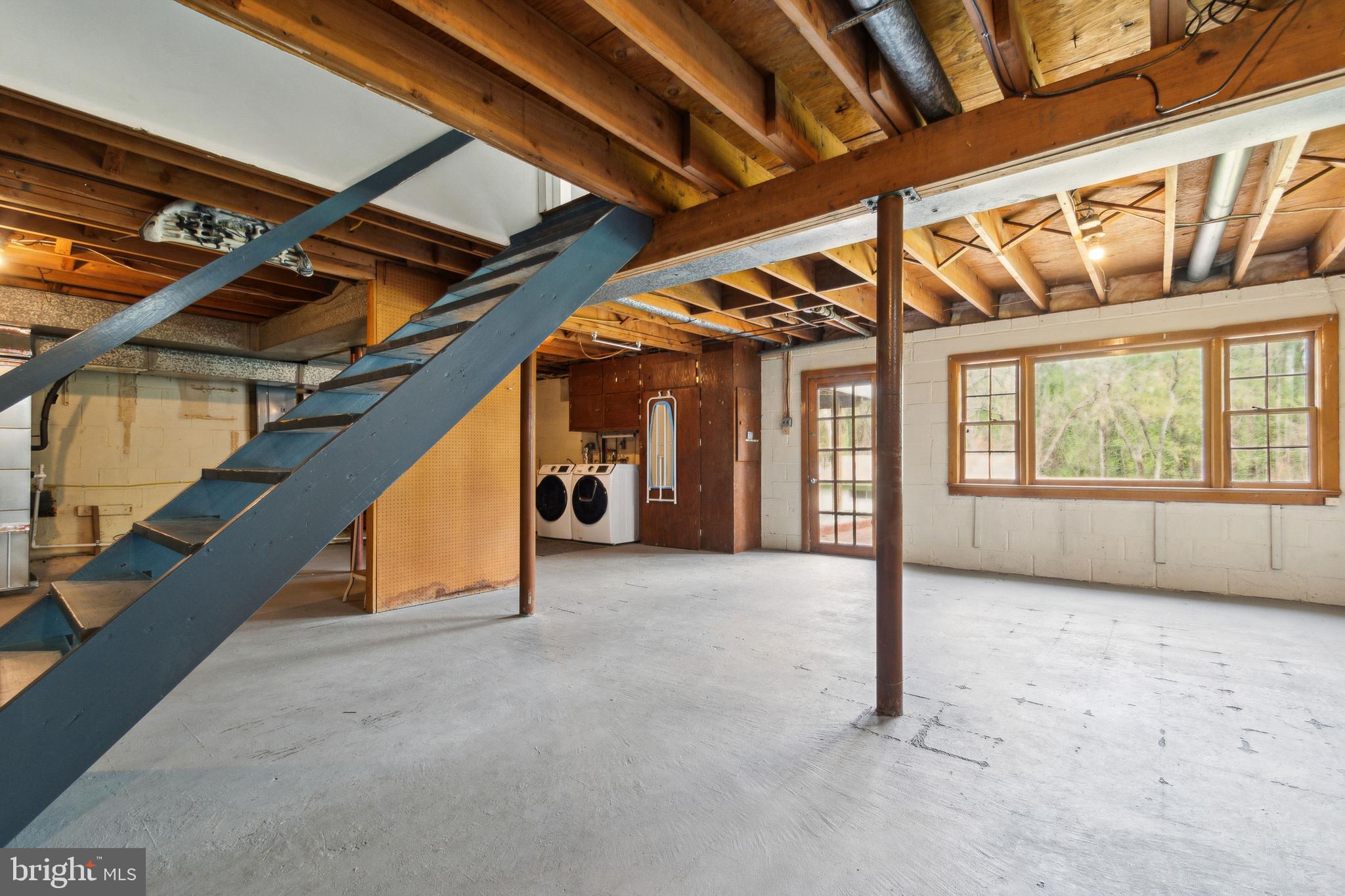 MOUNT WASHINGTON - Residential