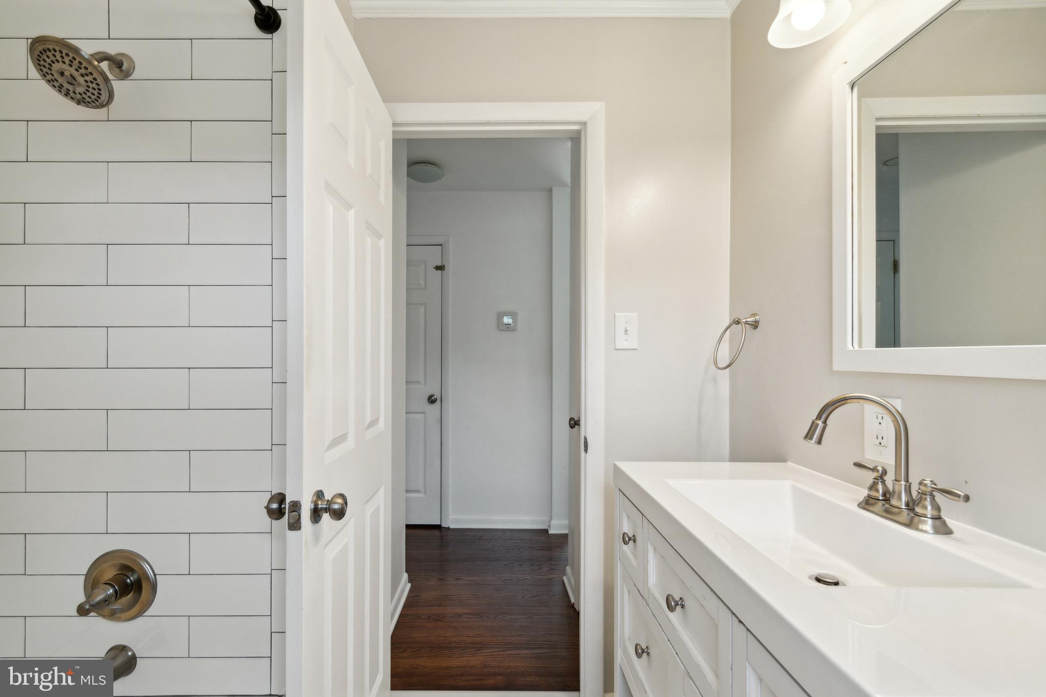 MOUNT WASHINGTON - Residential