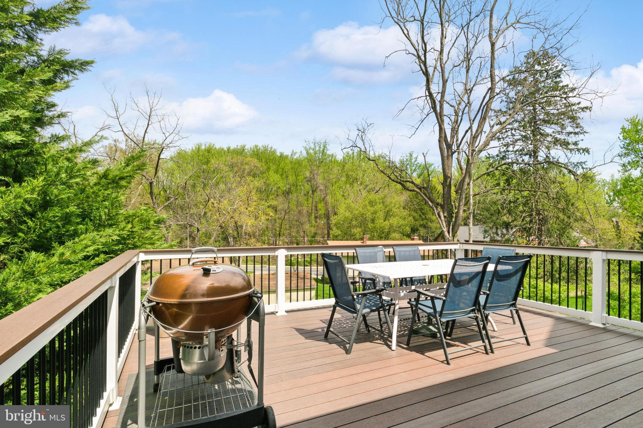 MOUNT WASHINGTON - Residential