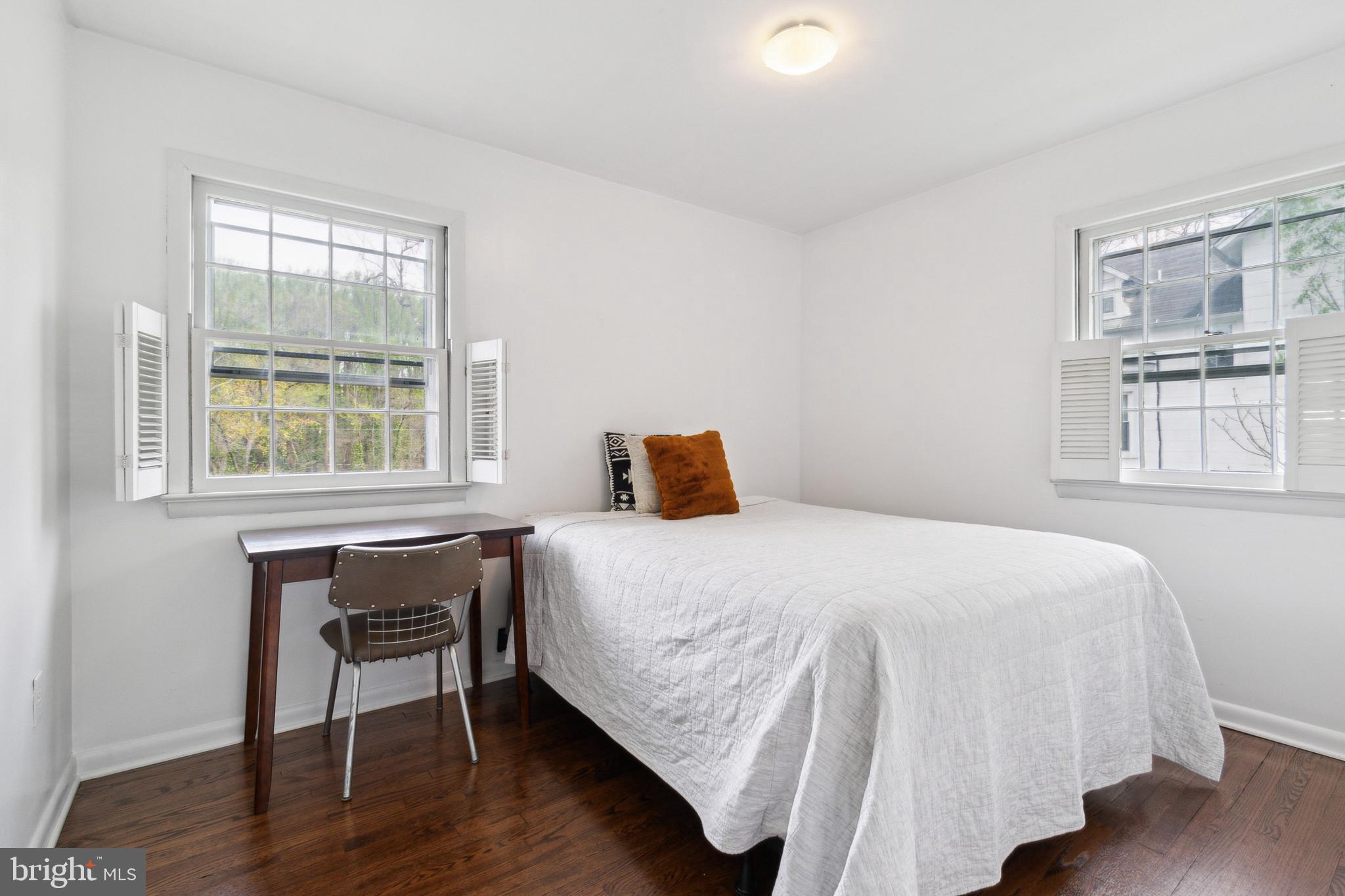 MOUNT WASHINGTON - Residential