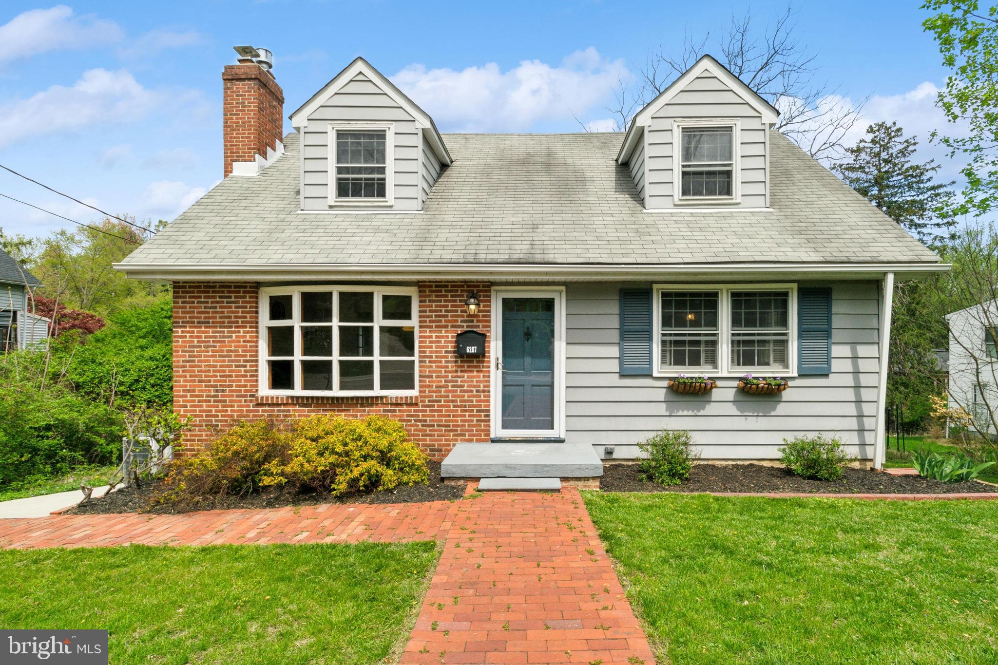 MOUNT WASHINGTON - Residential