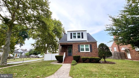 Homes For Sale - 12 Liberty Parkway<br/> BALTIMORE, MD 21222