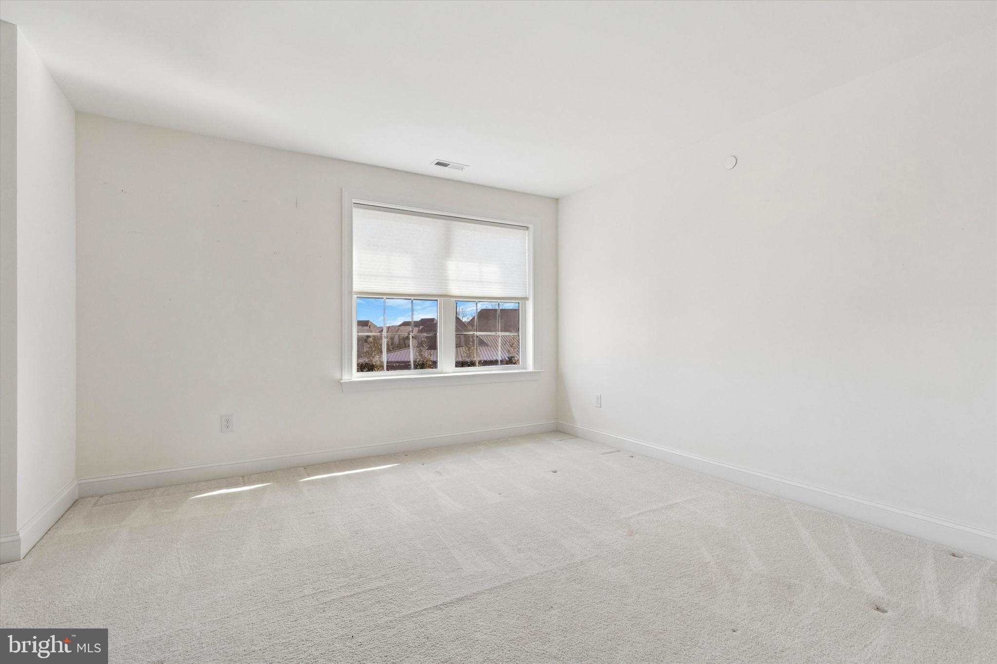 RESERVE AT CREEKSIDE - Residential