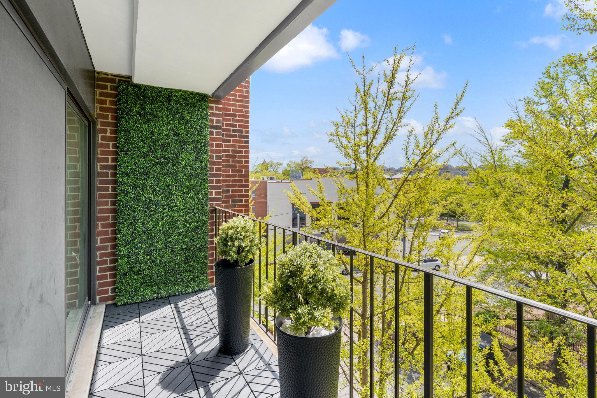 1600 PRINCE STREET - Residential Lease