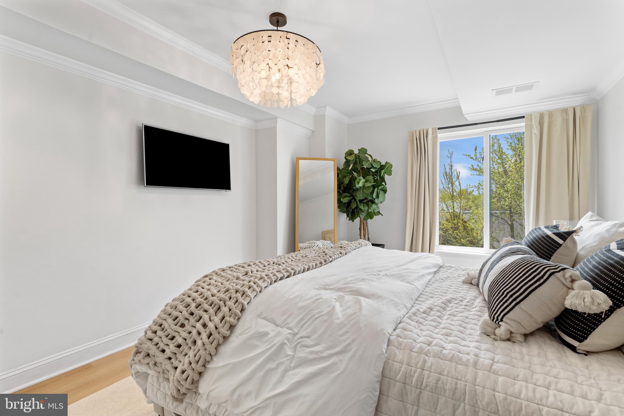 1600 PRINCE STREET - Residential Lease