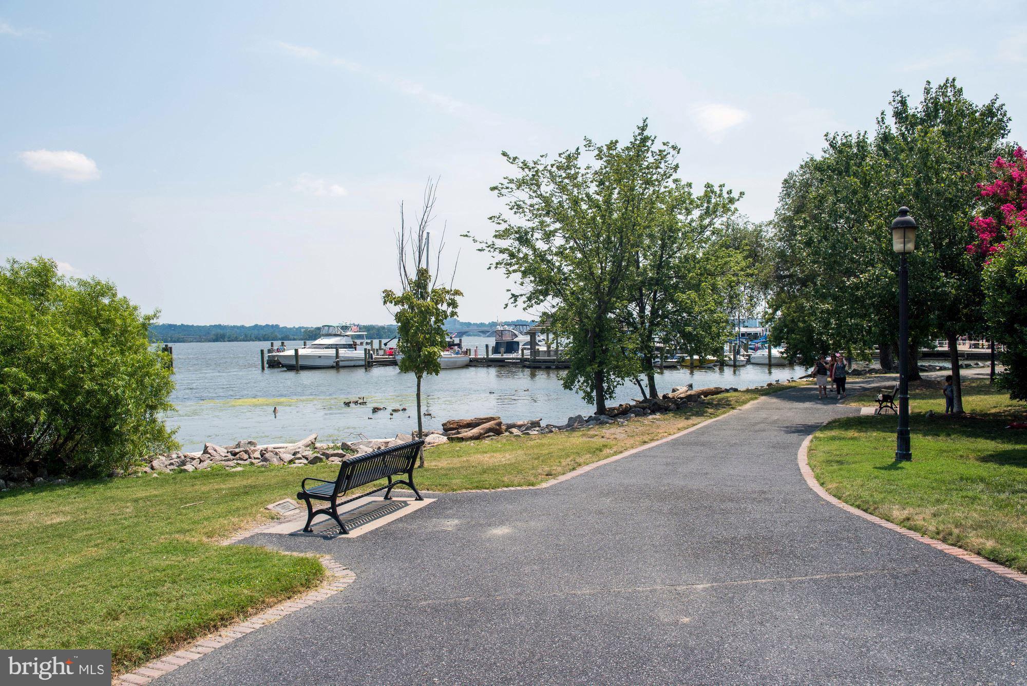 1600 PRINCE STREET - Residential Lease