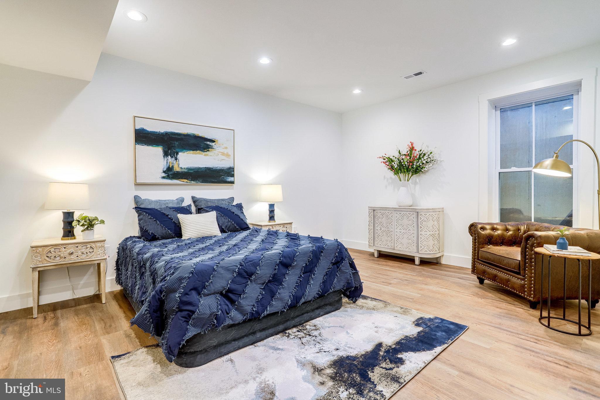 PIMMIT HILLS - Residential