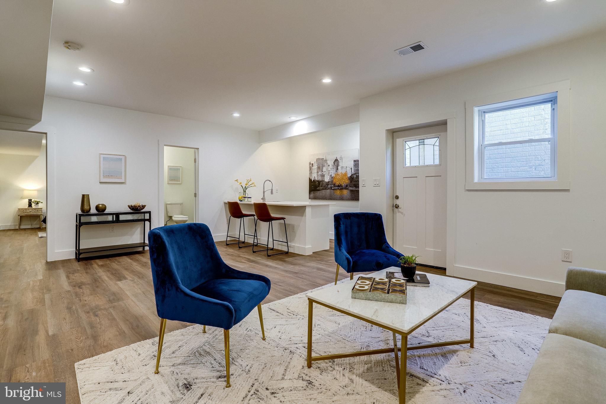 PIMMIT HILLS - Residential