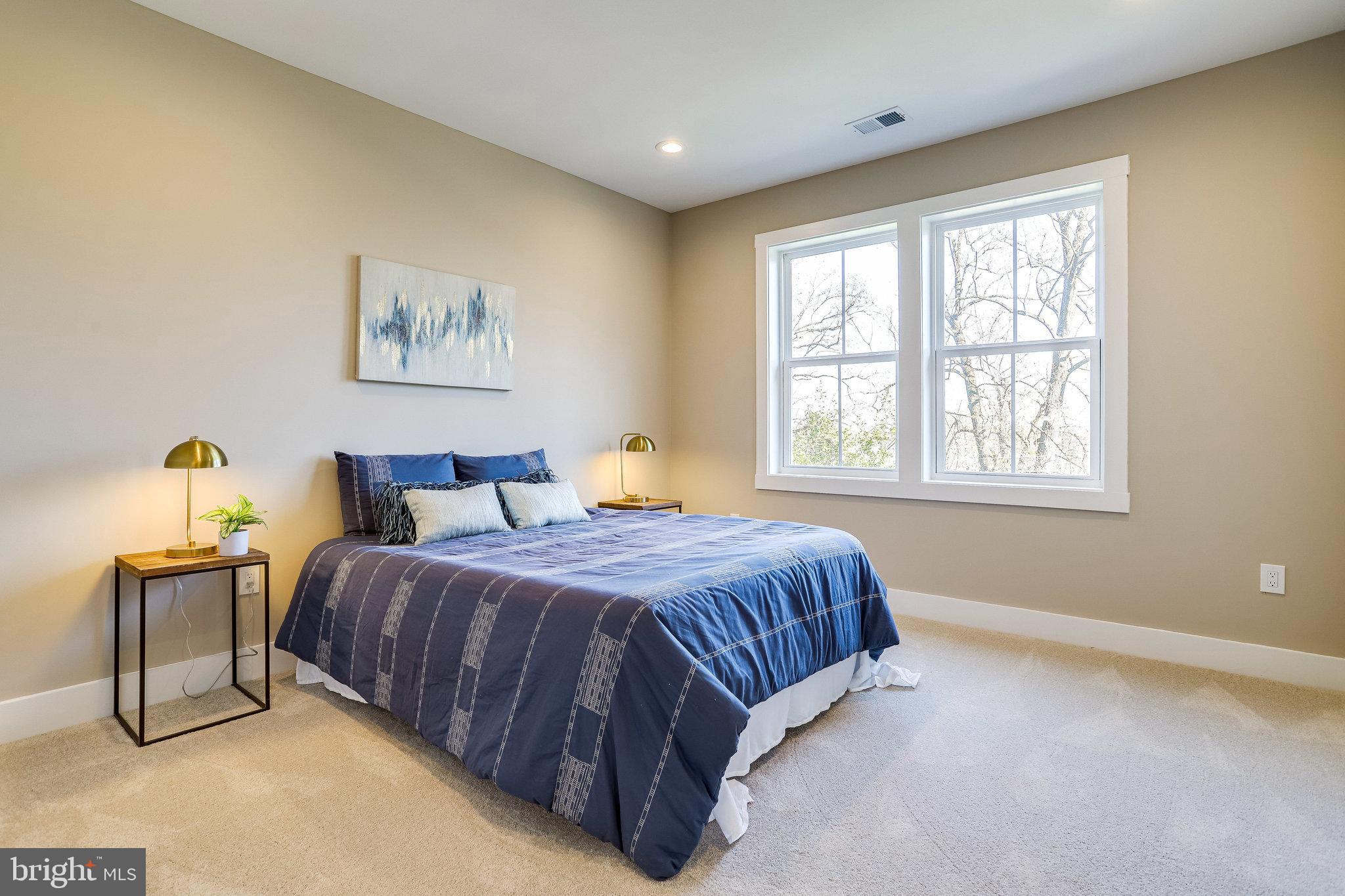 PIMMIT HILLS - Residential