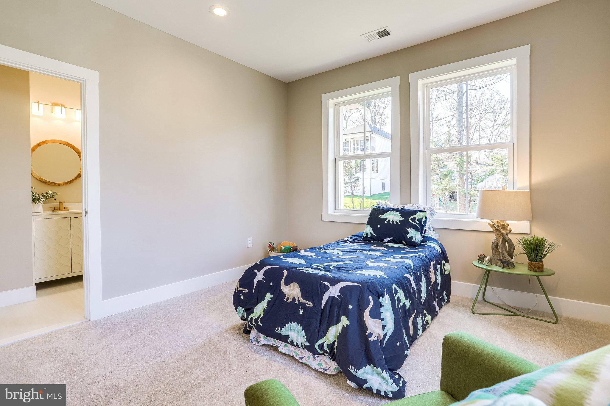 PIMMIT HILLS - Residential