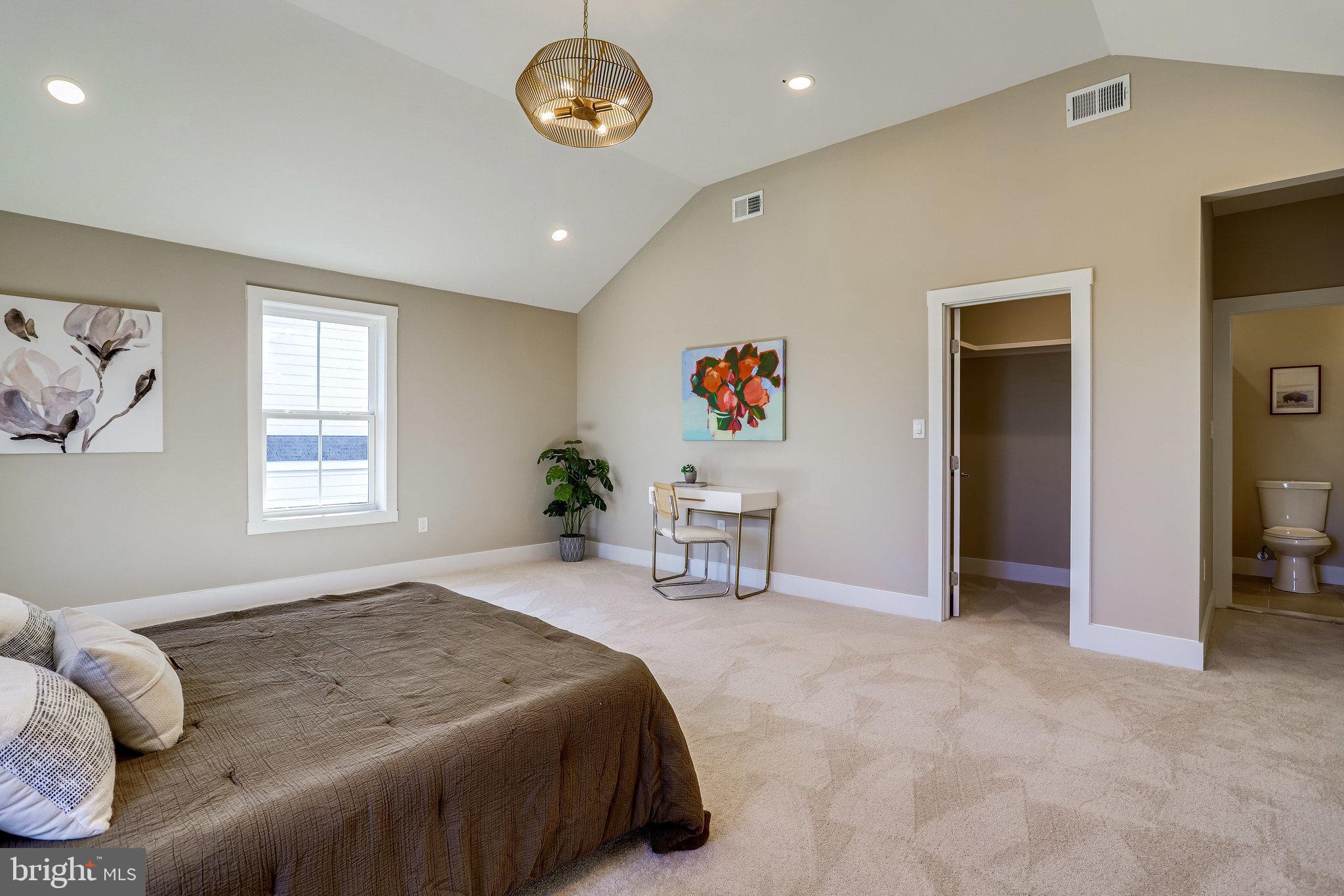 PIMMIT HILLS - Residential