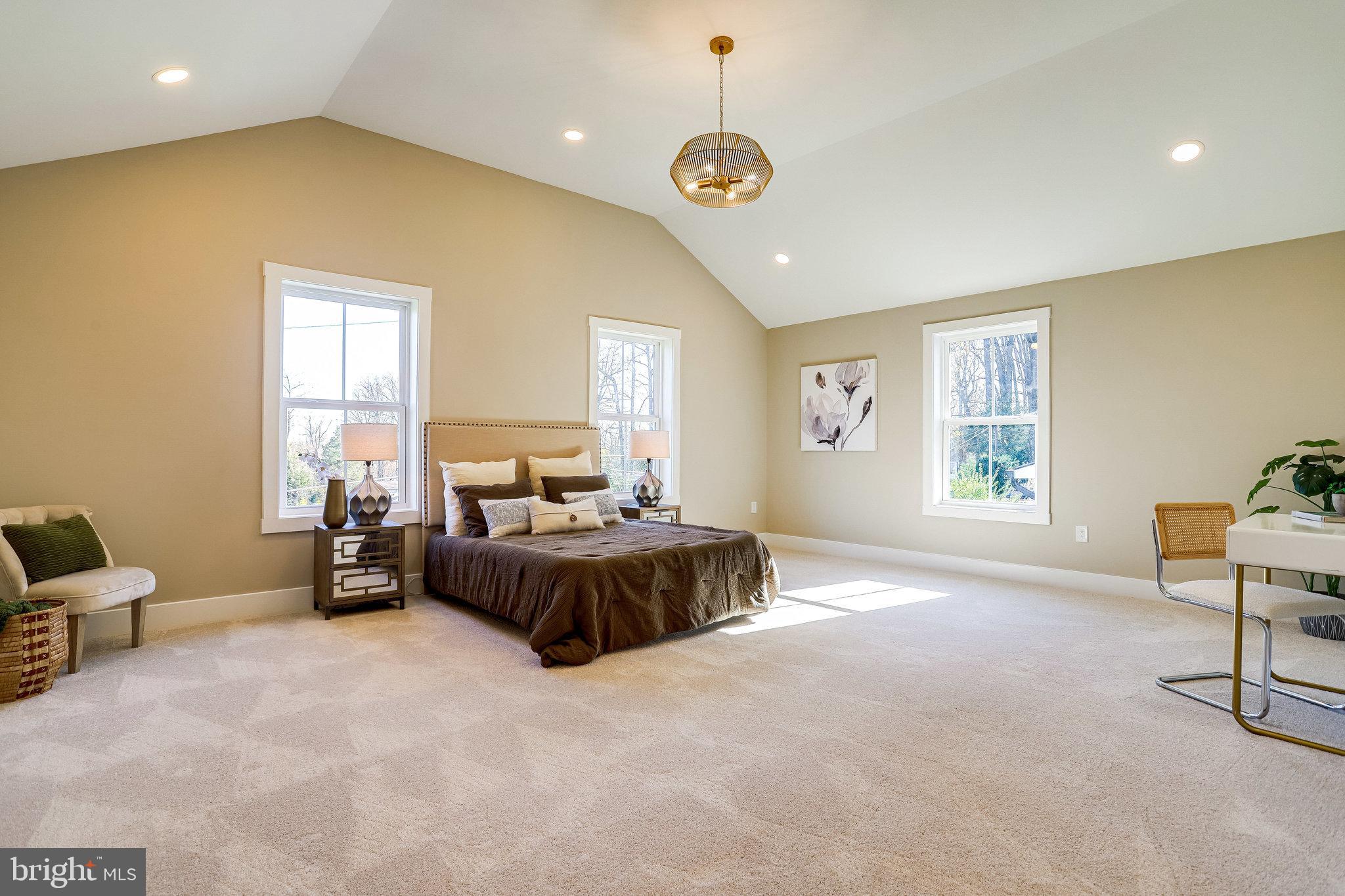 PIMMIT HILLS - Residential