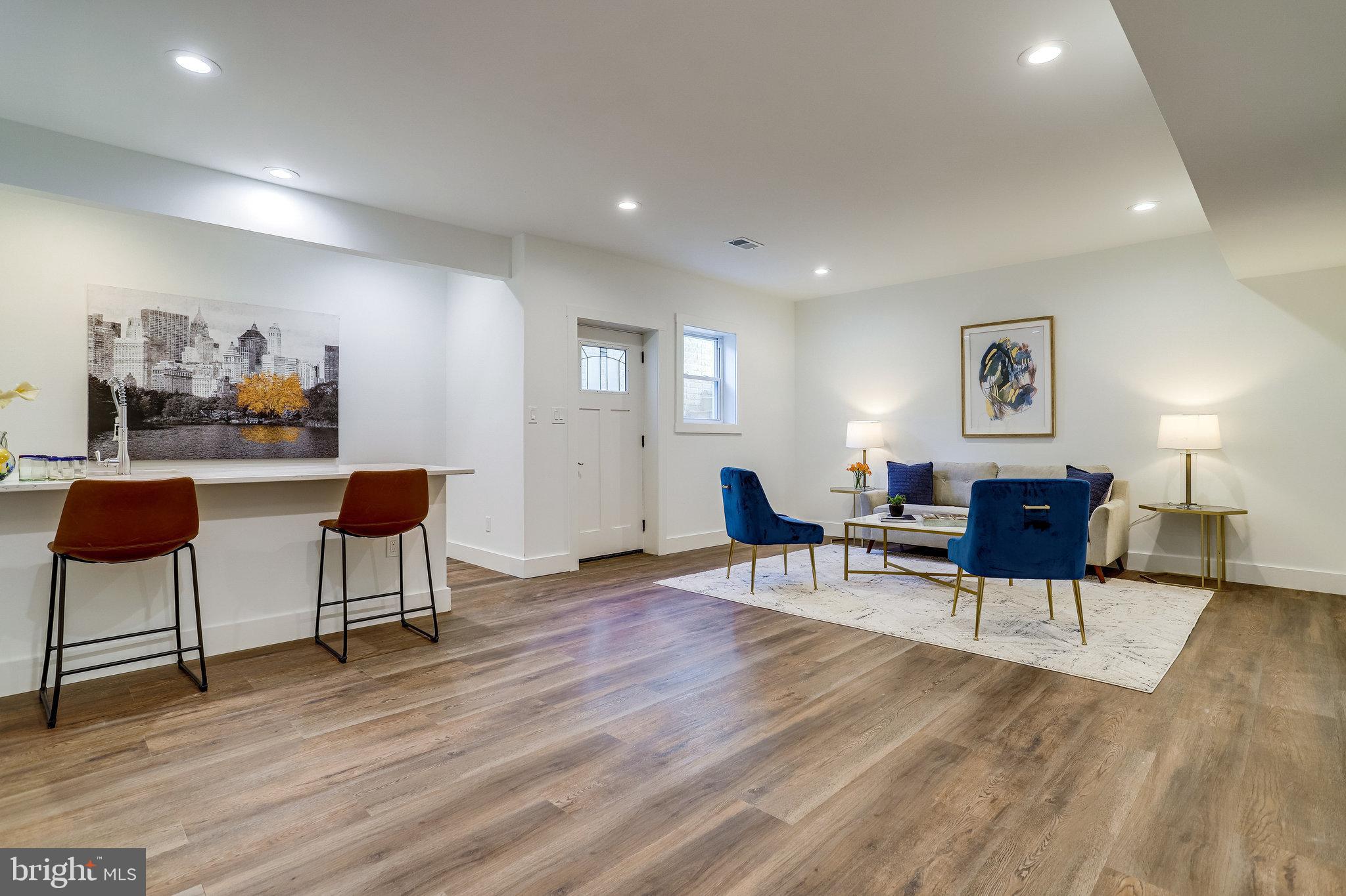 PIMMIT HILLS - Residential