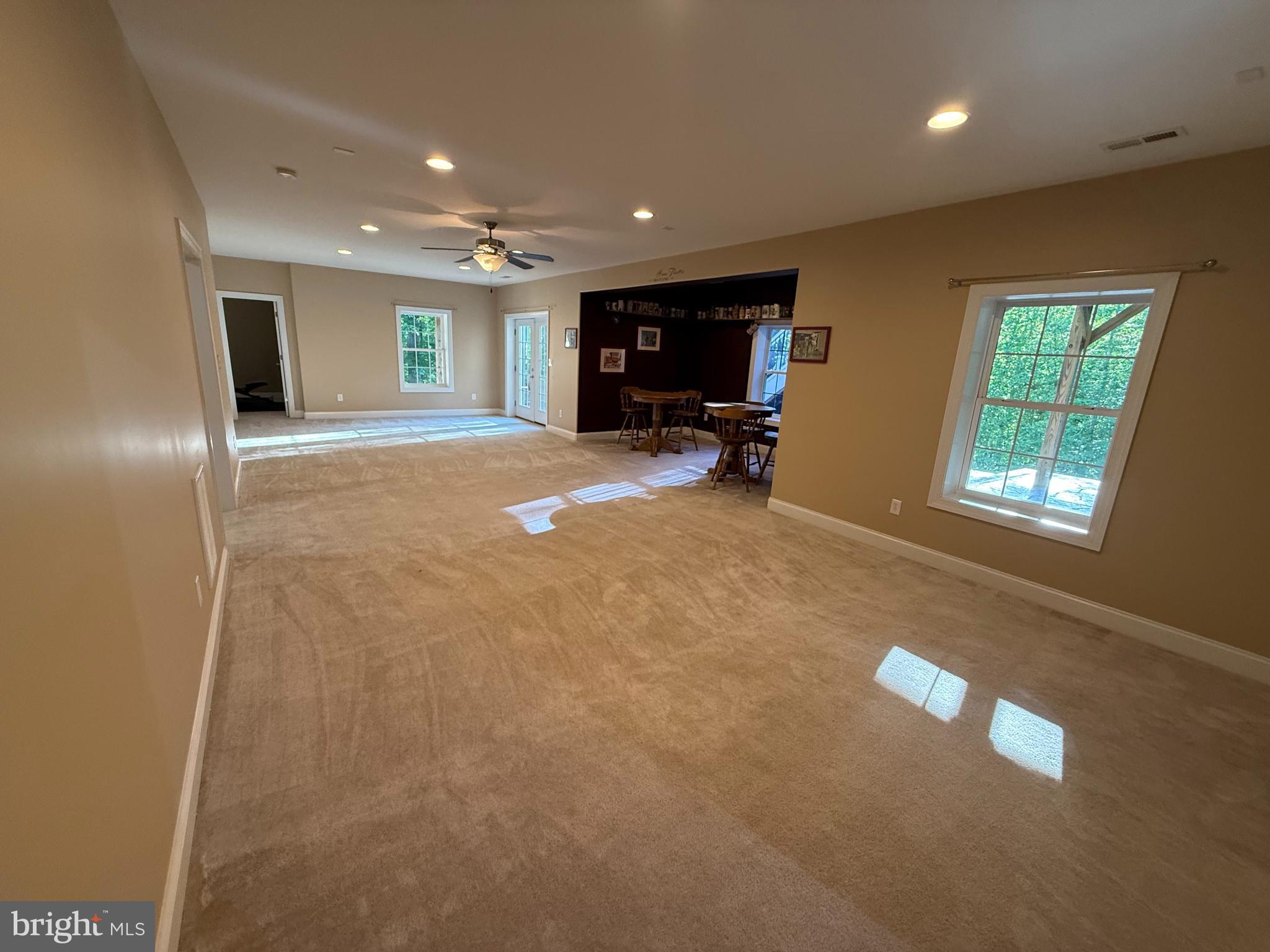 POPLAR HILLS - Residential