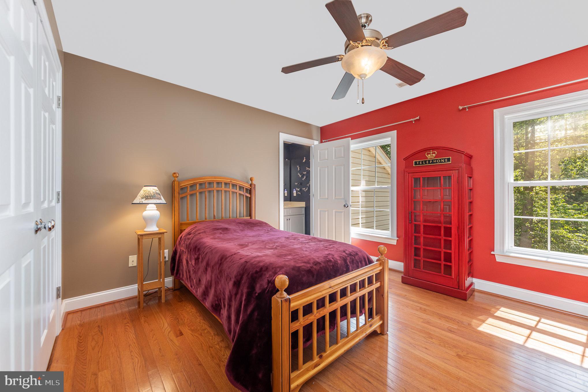 POPLAR HILLS - Residential