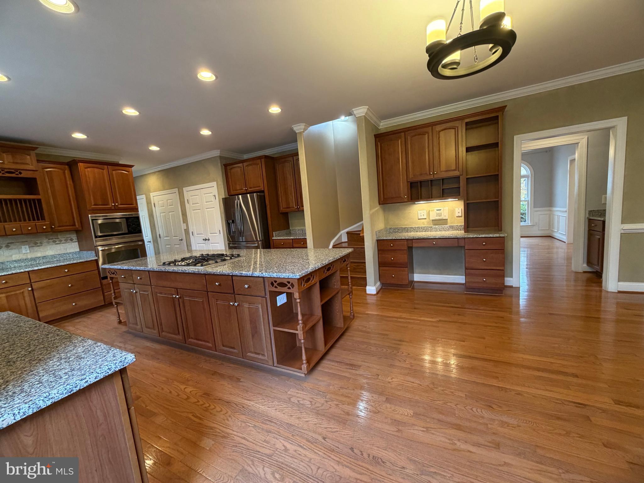 POPLAR HILLS - Residential