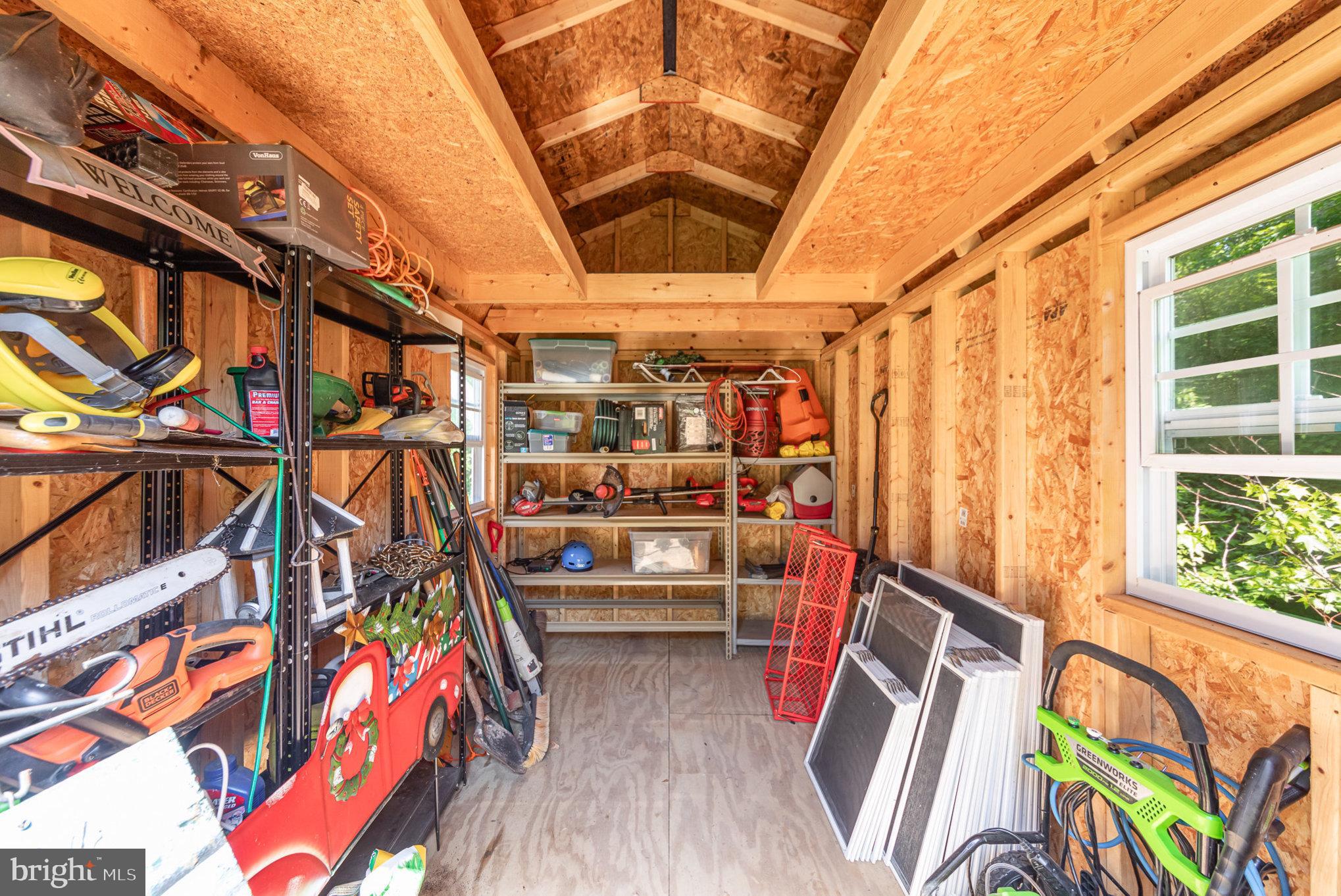 POPLAR HILLS - Residential