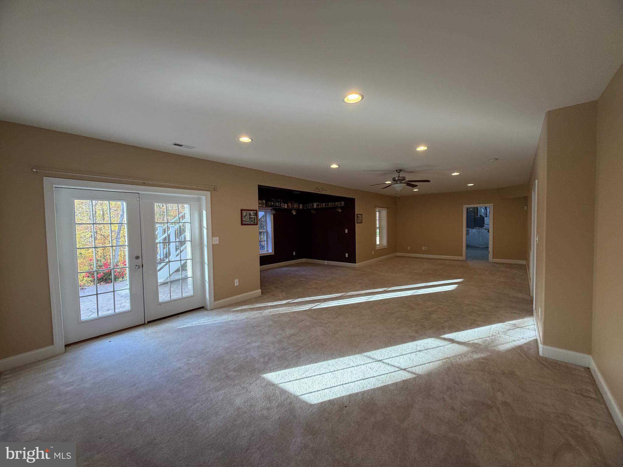 POPLAR HILLS - Residential