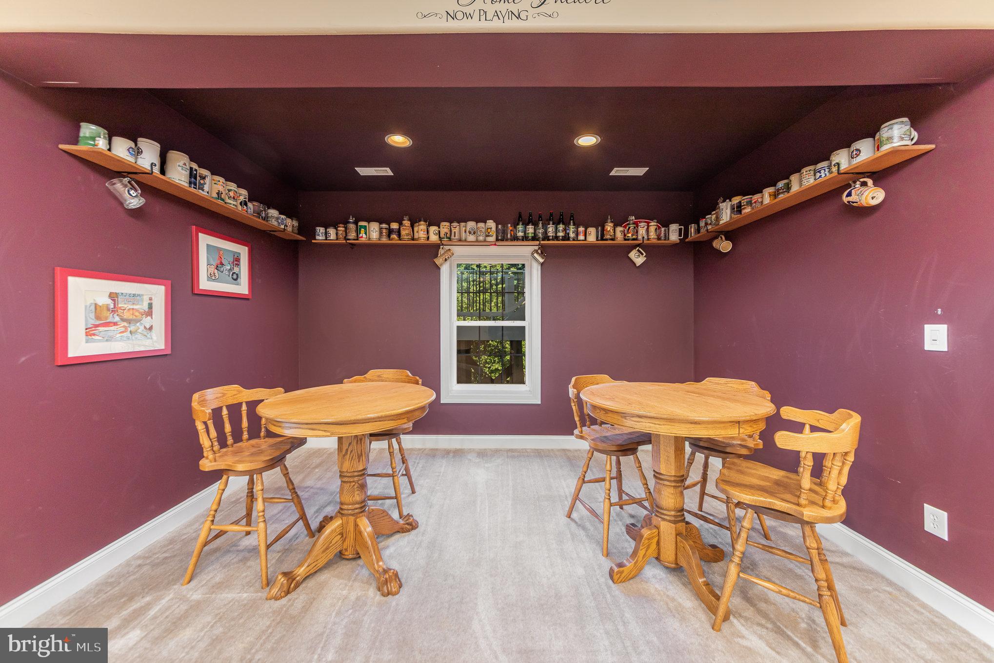 POPLAR HILLS - Residential