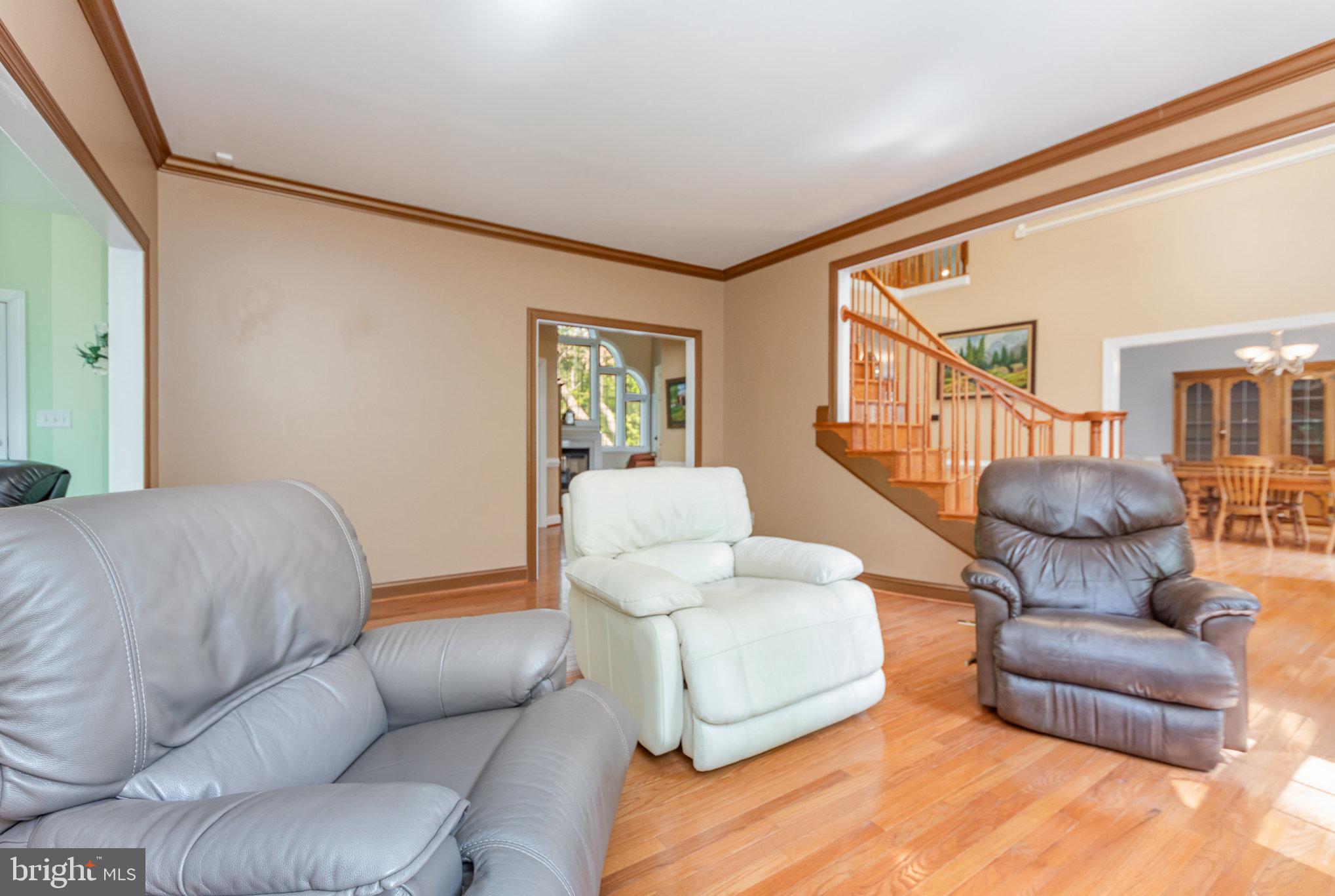 POPLAR HILLS - Residential