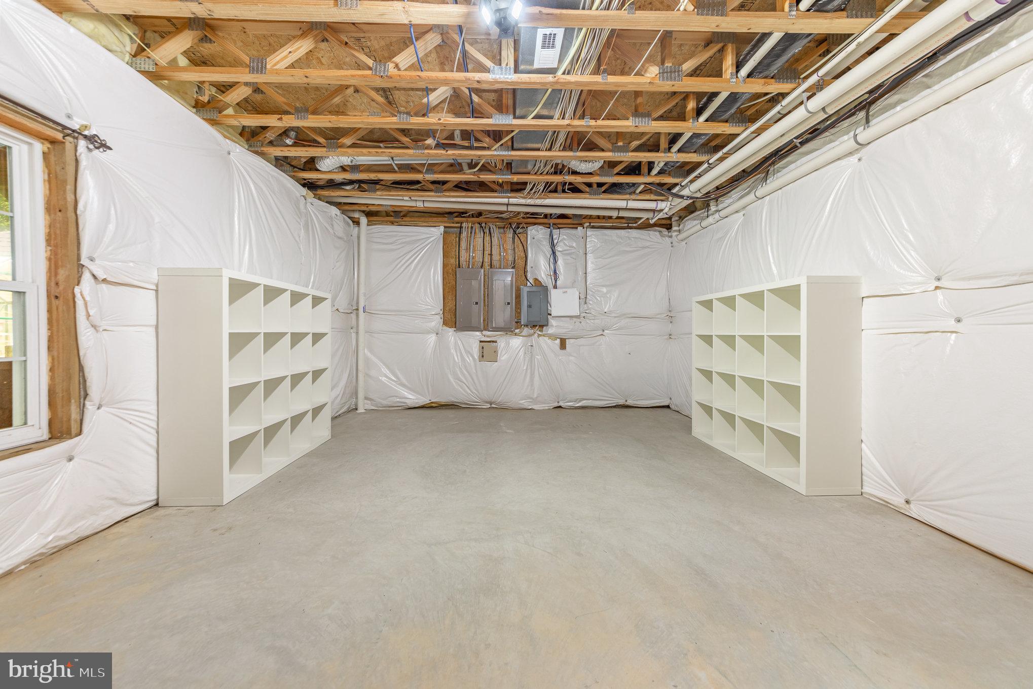 POPLAR HILLS - Residential